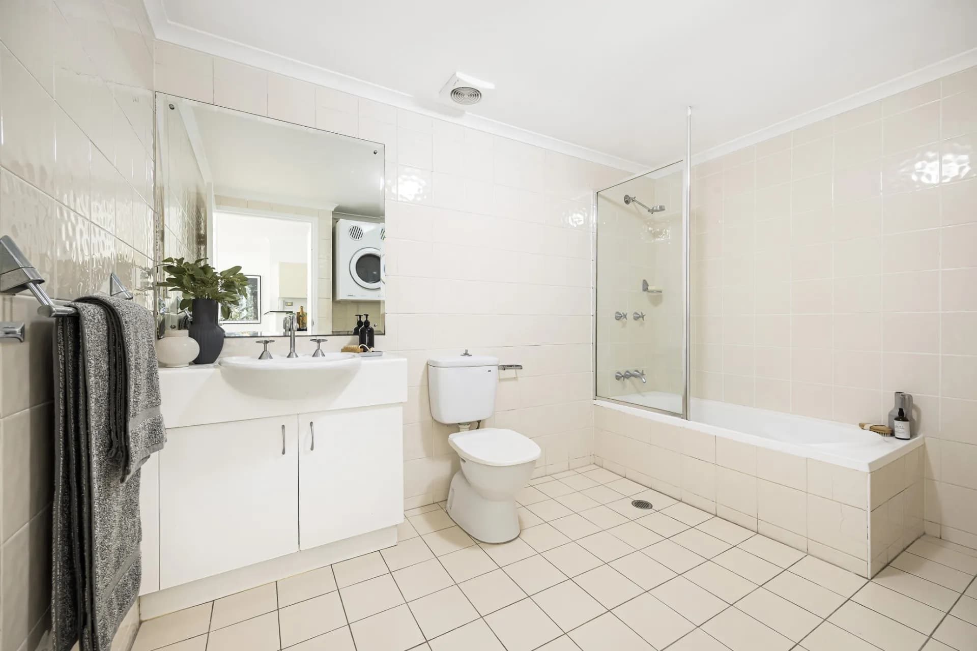 16/4 Gillespie Avenue, Alexandria., Alexandria - Thumbnail 5