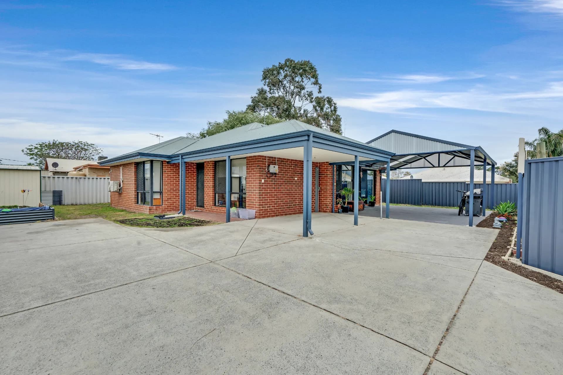 2/23 Xavier Street, Carey Park - Image 1