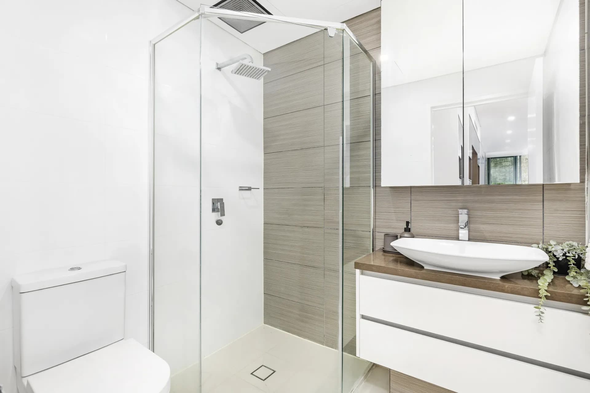 6L/5 Centennial Avenue, Lane Cove., Lane Cove - Thumbnail 6