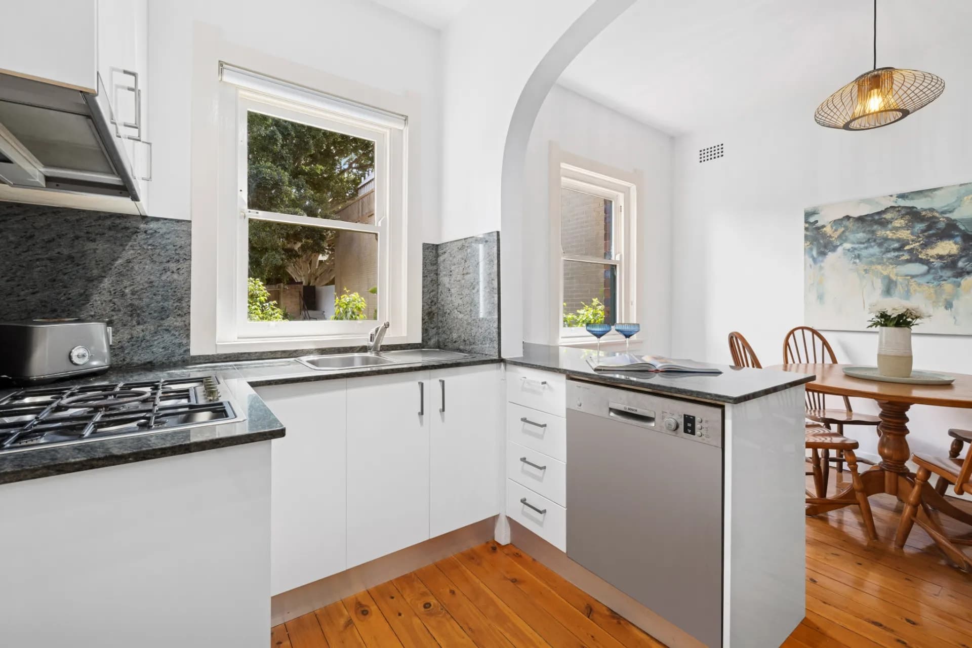 4/692 Old South Head Road, Rose Bay., Rose Bay - Thumbnail 2