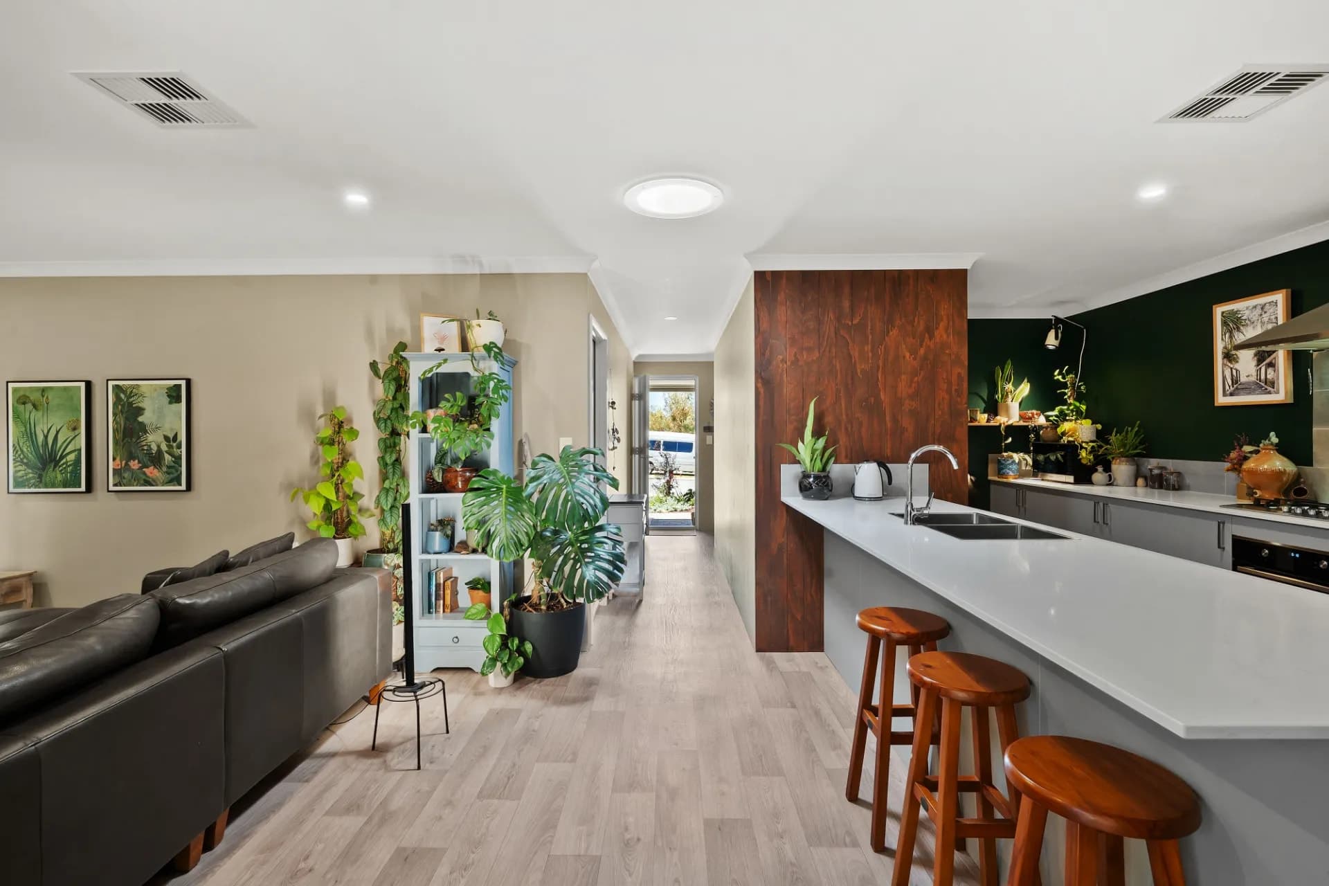 166 Hillsborough Avenue, Baldivis., Baldivis - Thumbnail 4