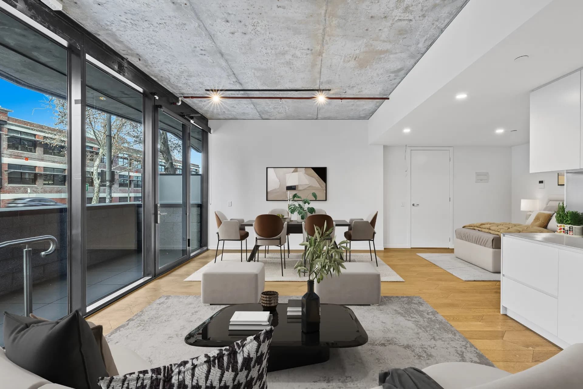 214  Dudley Street, West Melbourne., West Melbourne - Thumbnail 2