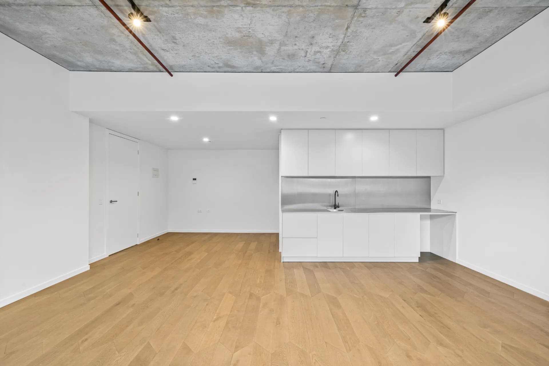 214  Dudley Street, West Melbourne., West Melbourne - Thumbnail 3