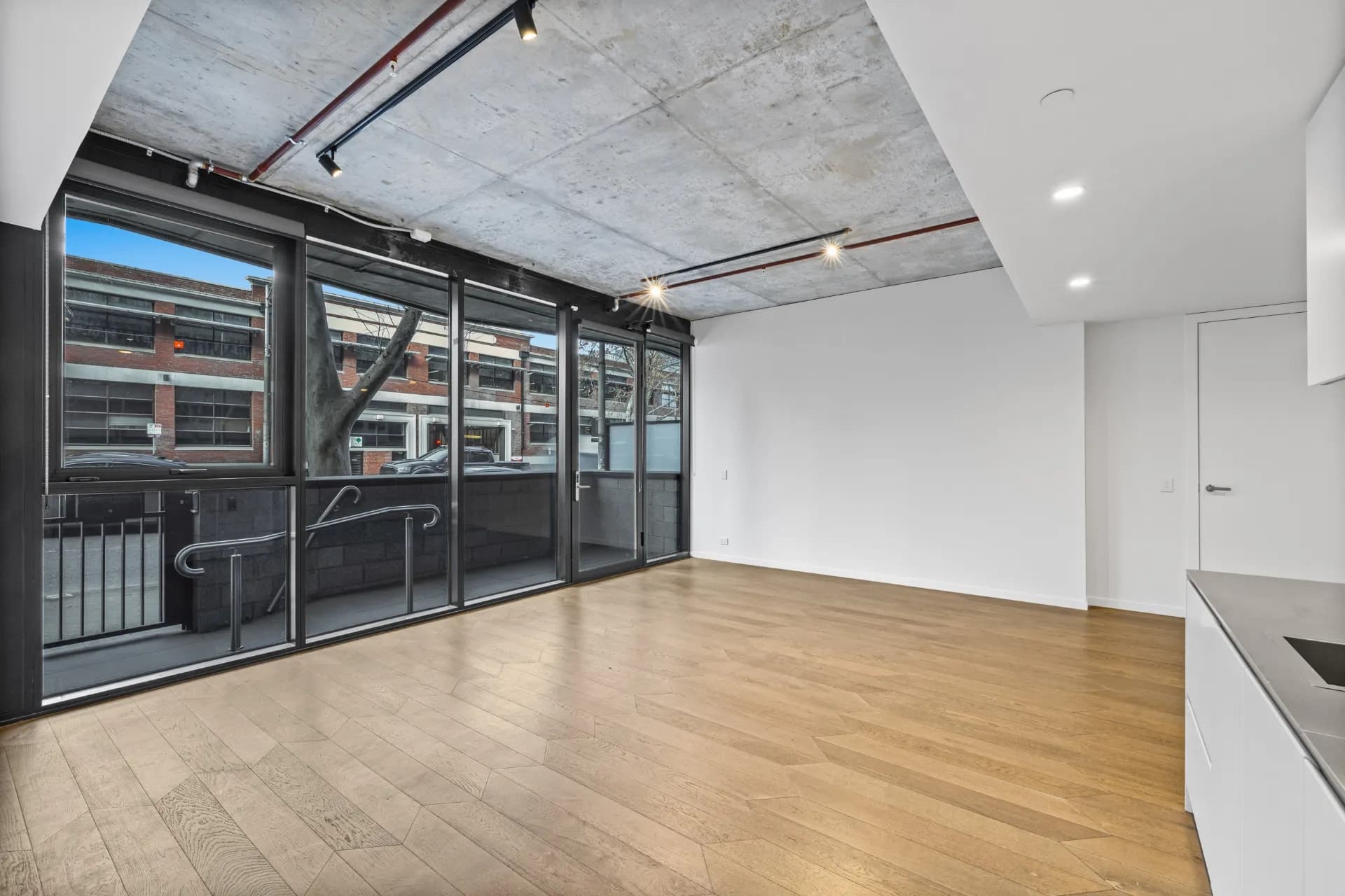 214  Dudley Street, West Melbourne., West Melbourne - Thumbnail 5