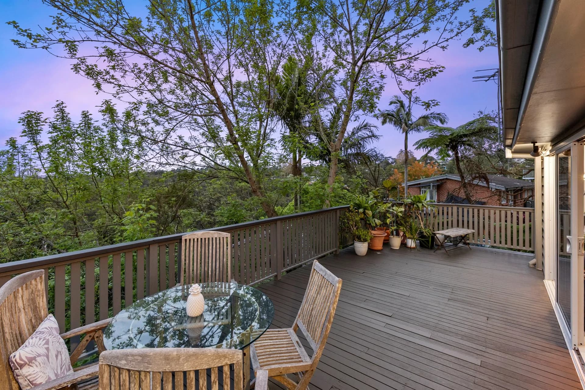 10 Tuscan Place, Beacon Hill - Thumbnail 2