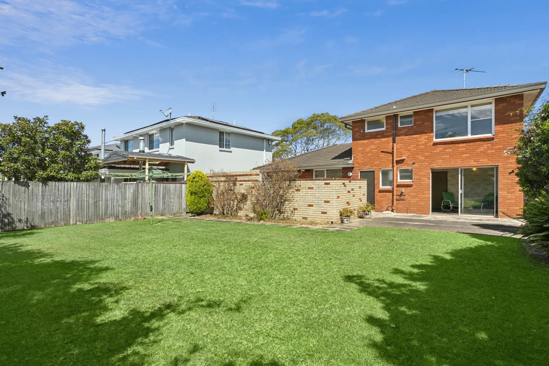 28 Lee Road, Beacon Hill - Thumbnail 4