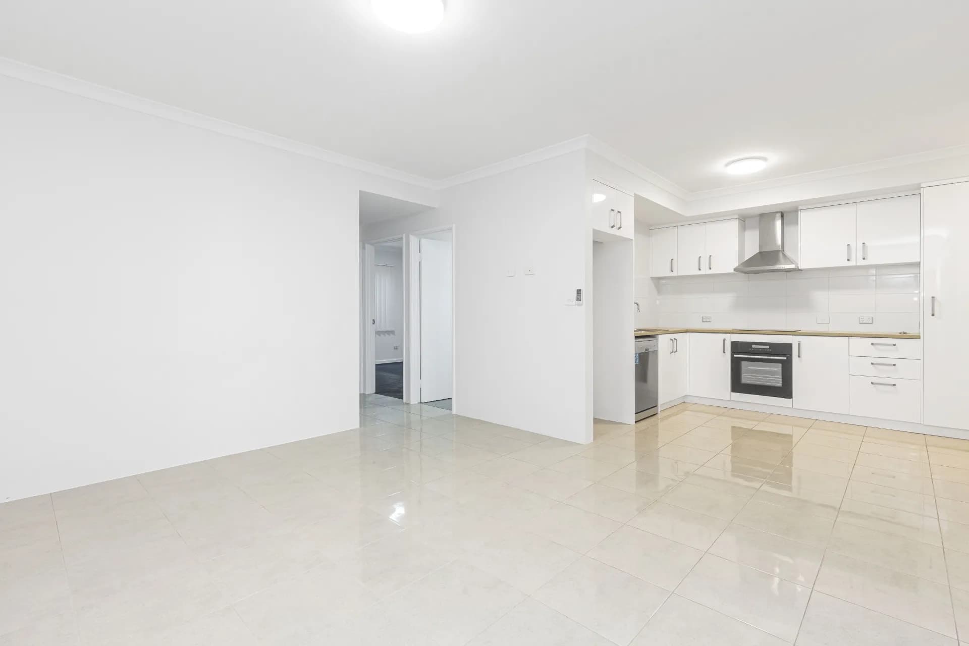 12/14 John Street, Bentley., Bentley - Thumbnail 2