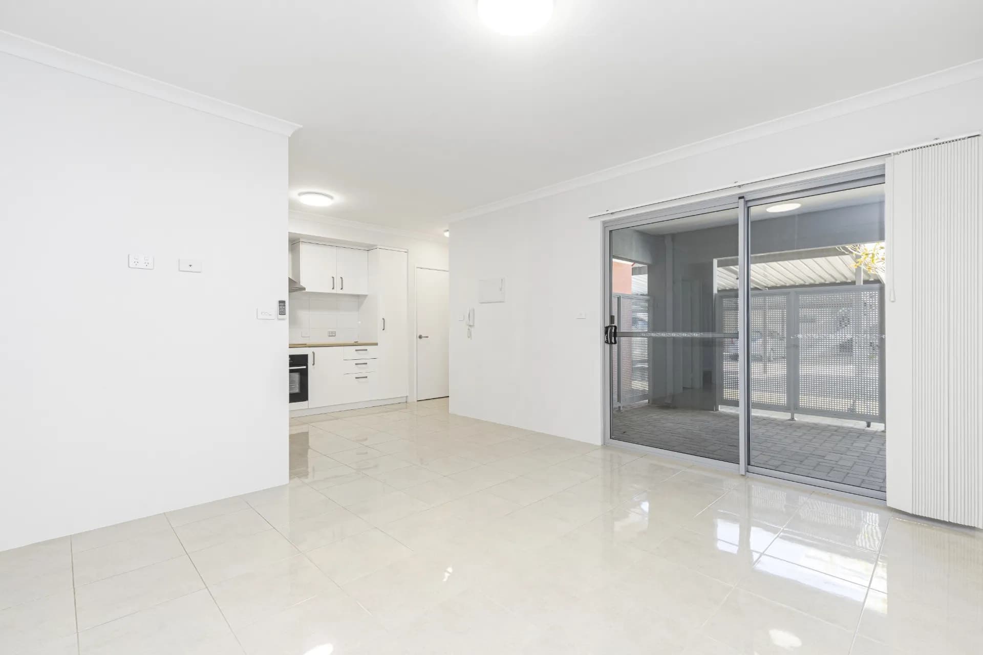 12/14 John Street, Bentley., Bentley - Thumbnail 3
