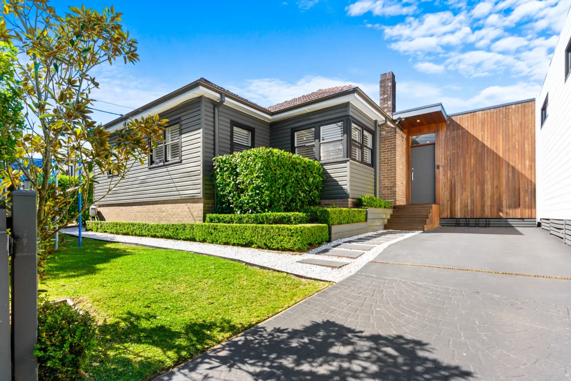 4 Blackbutts Road, Frenchs Forest - Thumbnail 2
