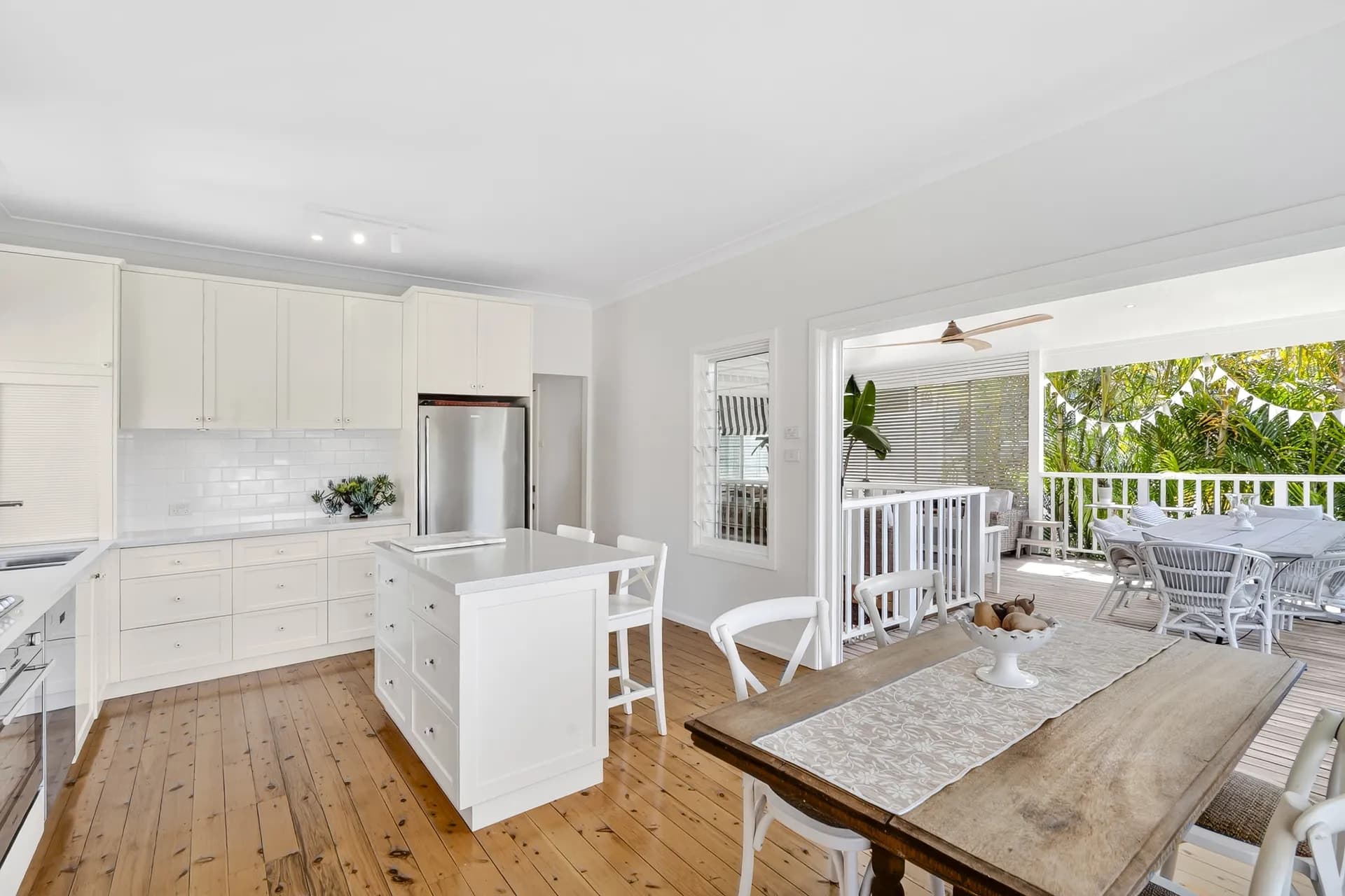 4 Stuart  Street, Newport - Thumbnail 2