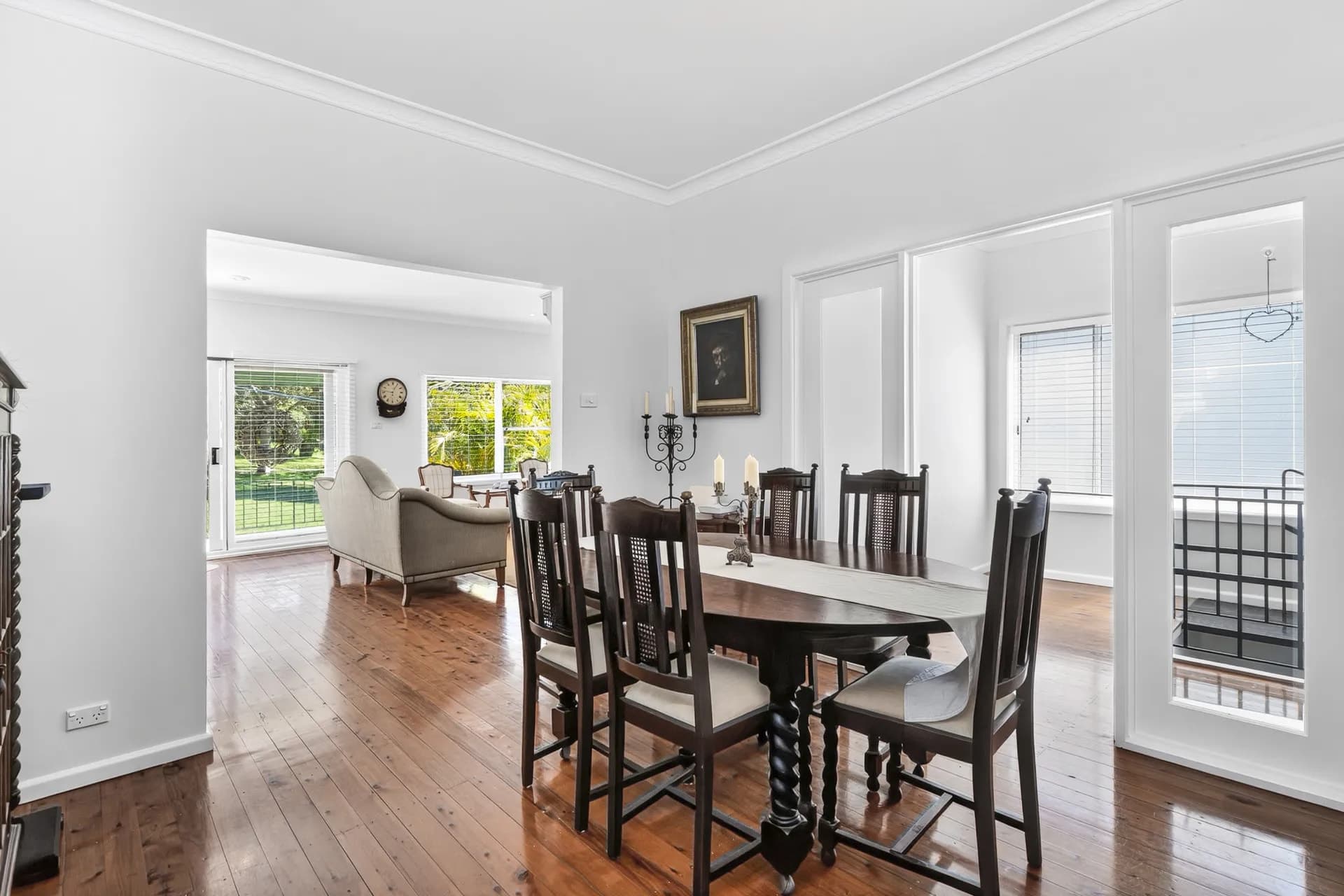 4 Stuart  Street, Newport - Thumbnail 8