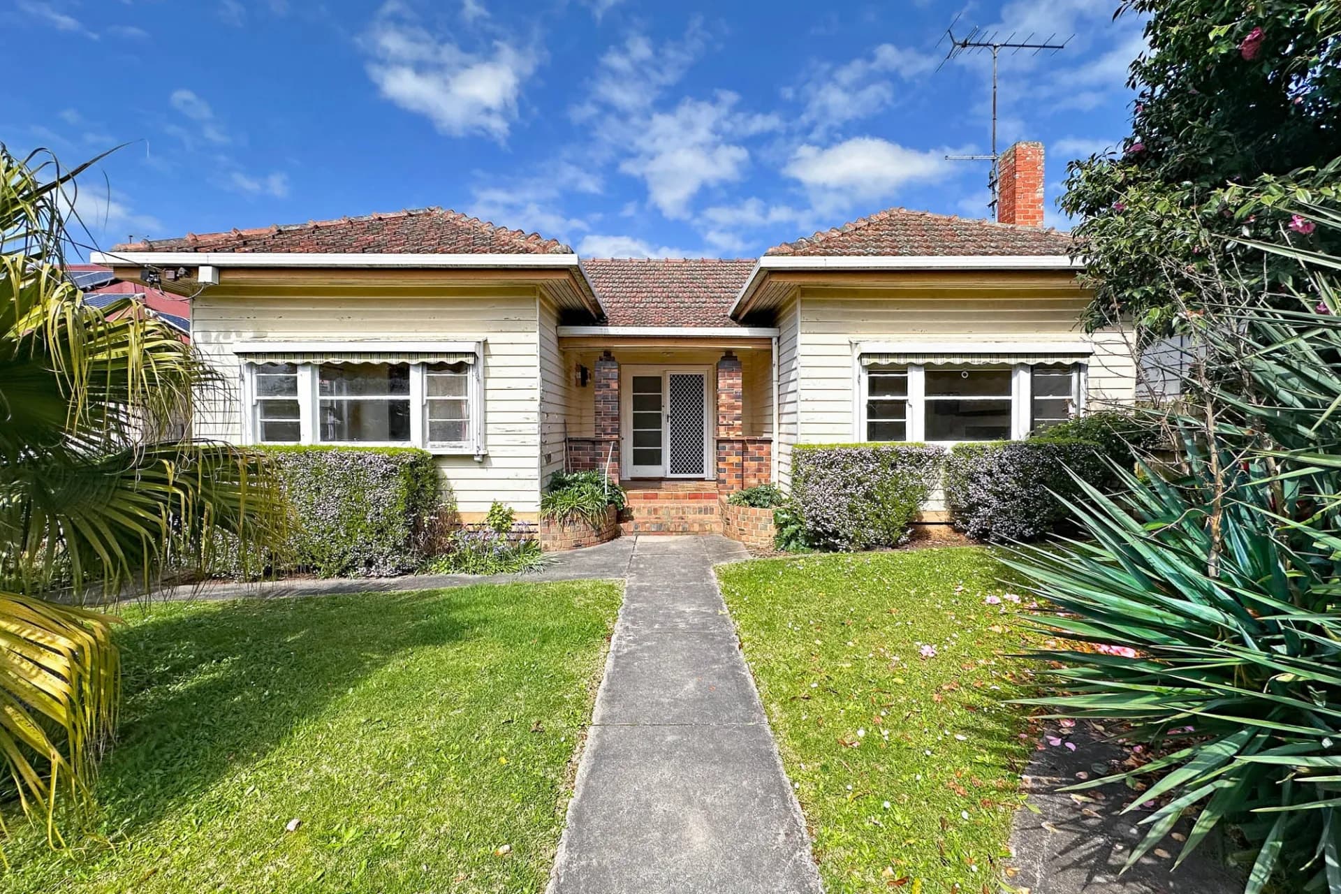 16 Connor Street, Warragul, Warragul - Image 1