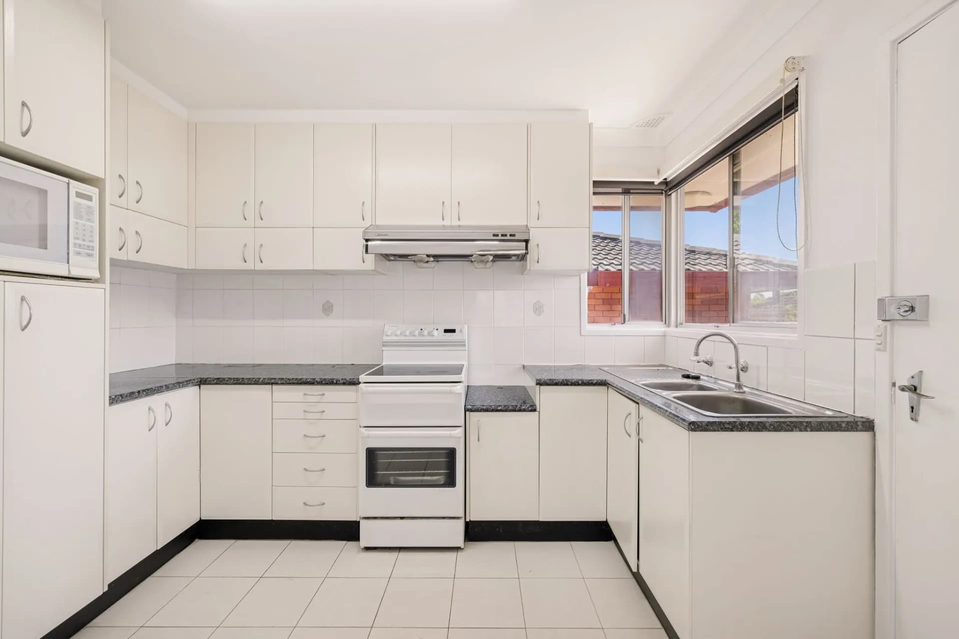 8/34-40 Baltimore Street, Belfield - Thumbnail 4
