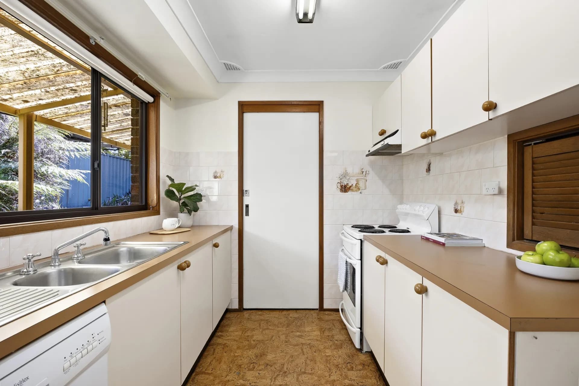 36 Lagoon Drive, Glenbrook., Glenbrook - Thumbnail 5