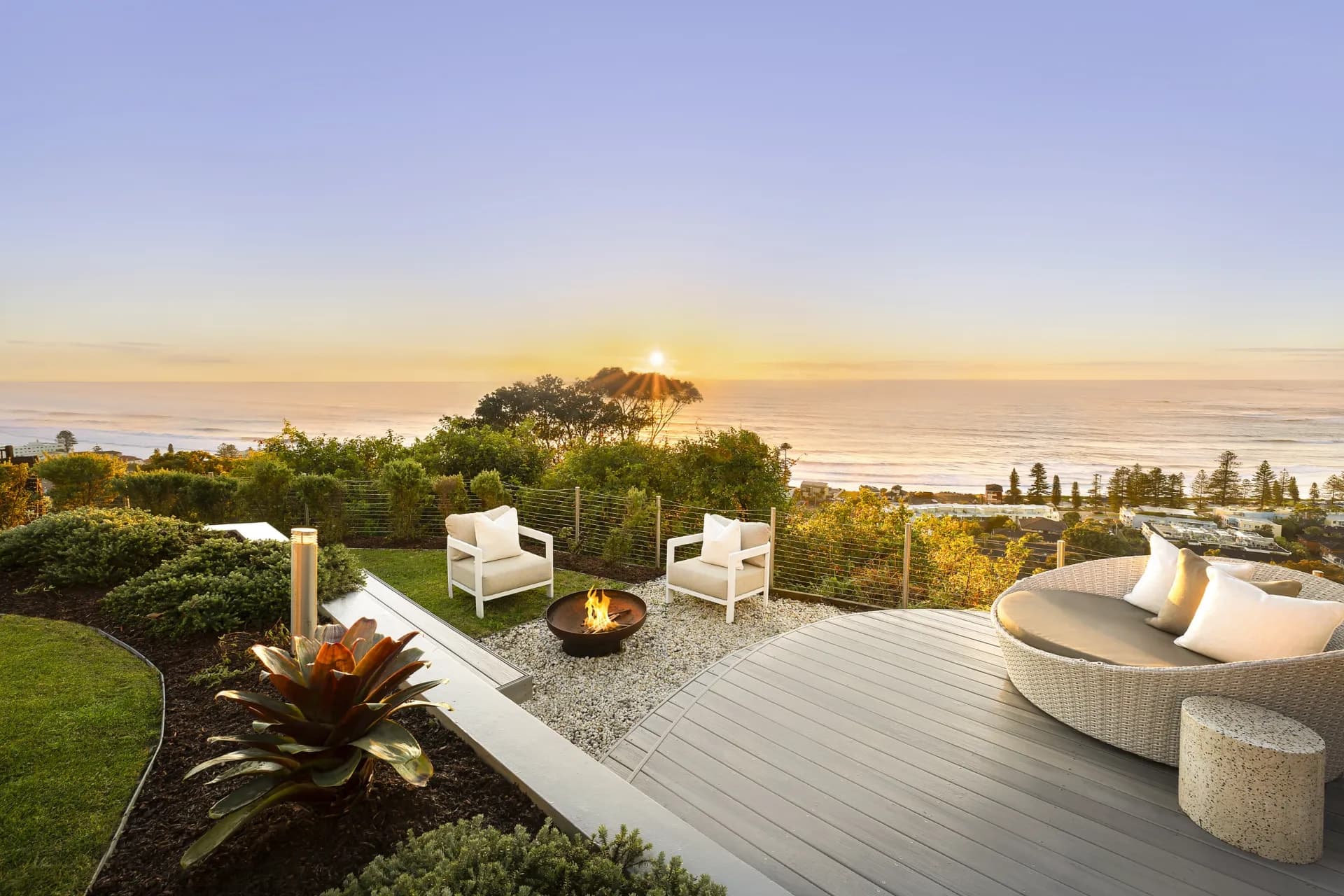 43C Edgecliffe Boulevard, Collaroy Plateau - Thumbnail 2