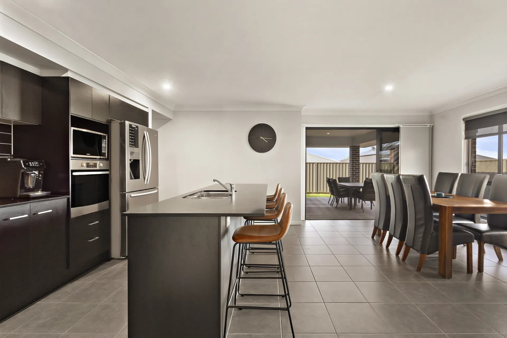 12 Margan Street, Cliftleigh - Thumbnail 2