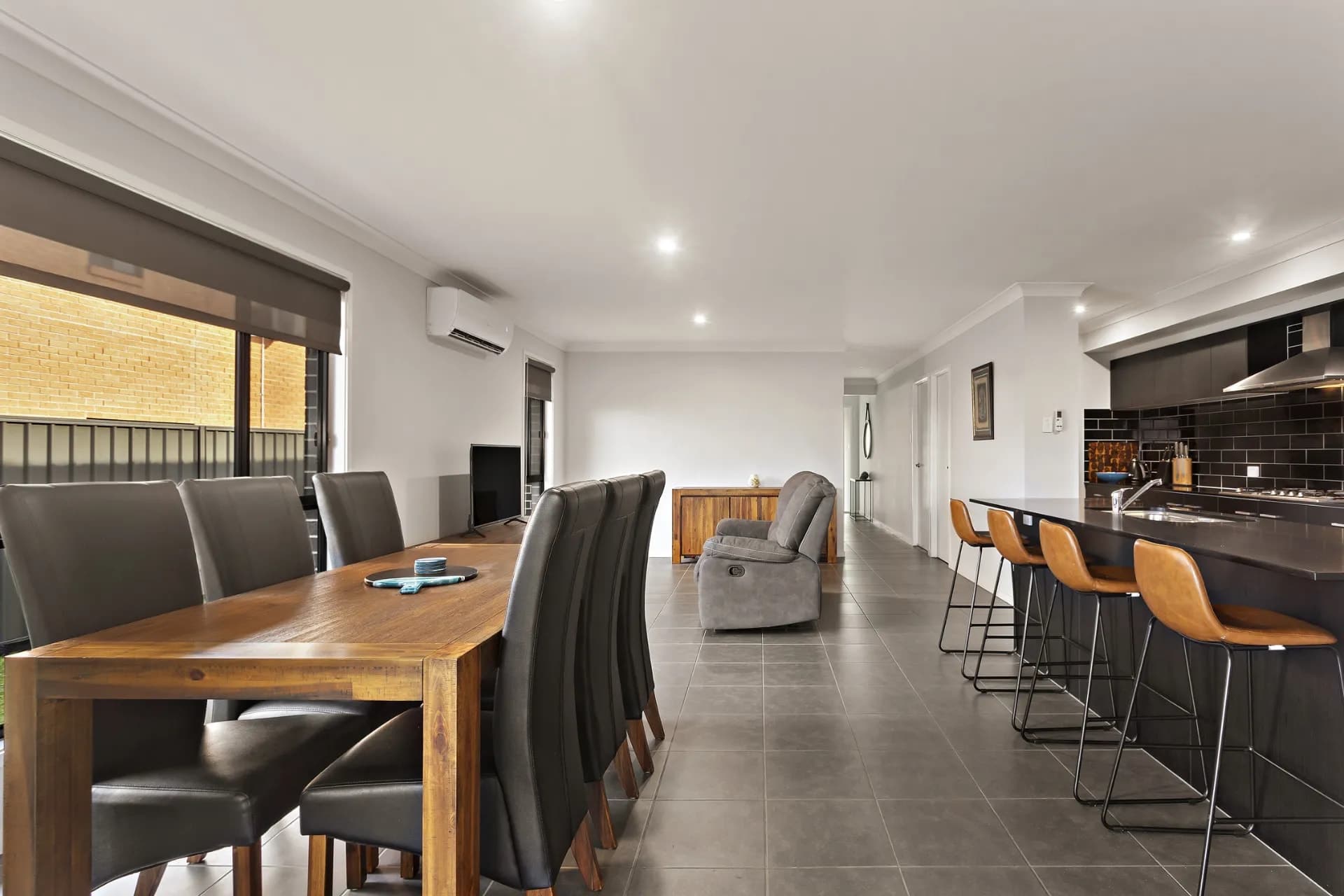 12 Margan Street, Cliftleigh - Thumbnail 4