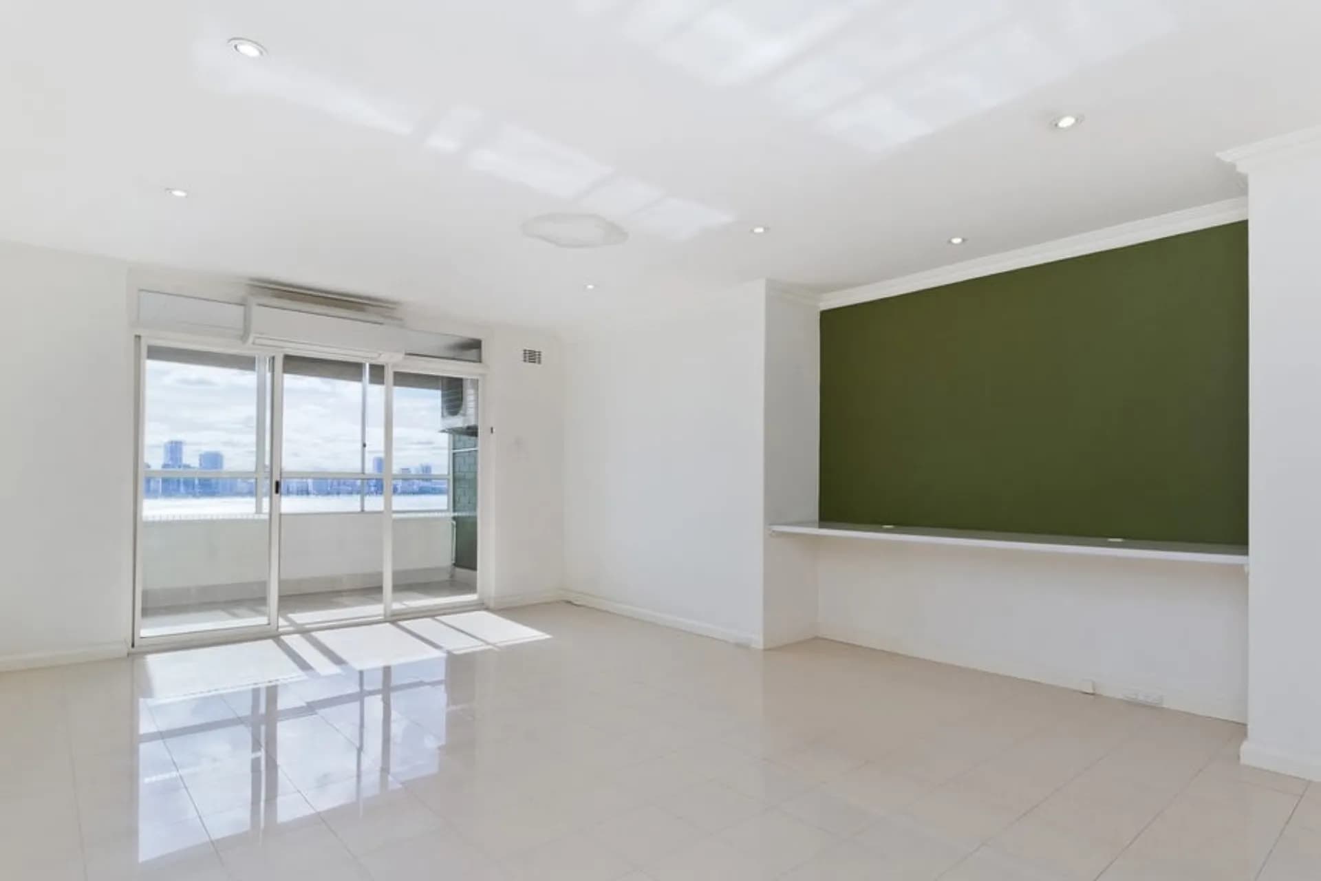 56/144 Mill Point Road, South Perth., South Perth - Thumbnail 4