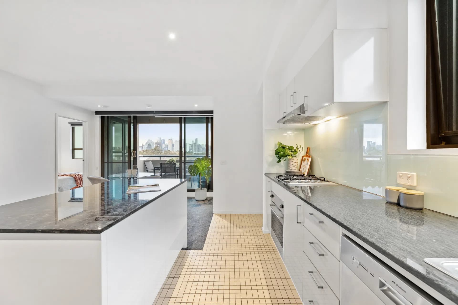 43/174 Esplanade East, Port Melbourne., Port Melbourne - Thumbnail 8