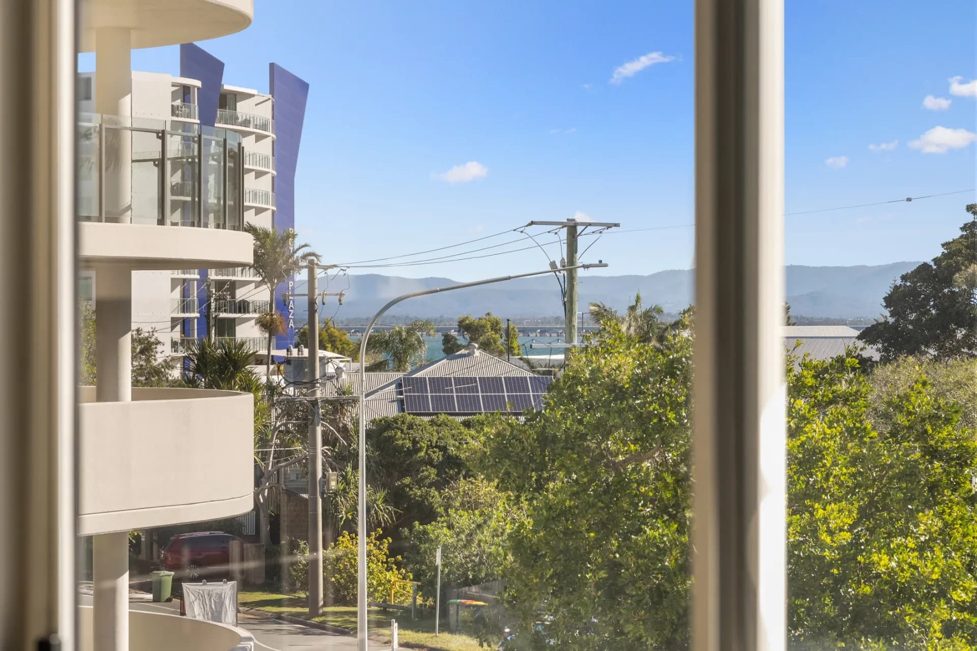 6/5 Lilla Street, Woody Point., Woody Point - Thumbnail 2