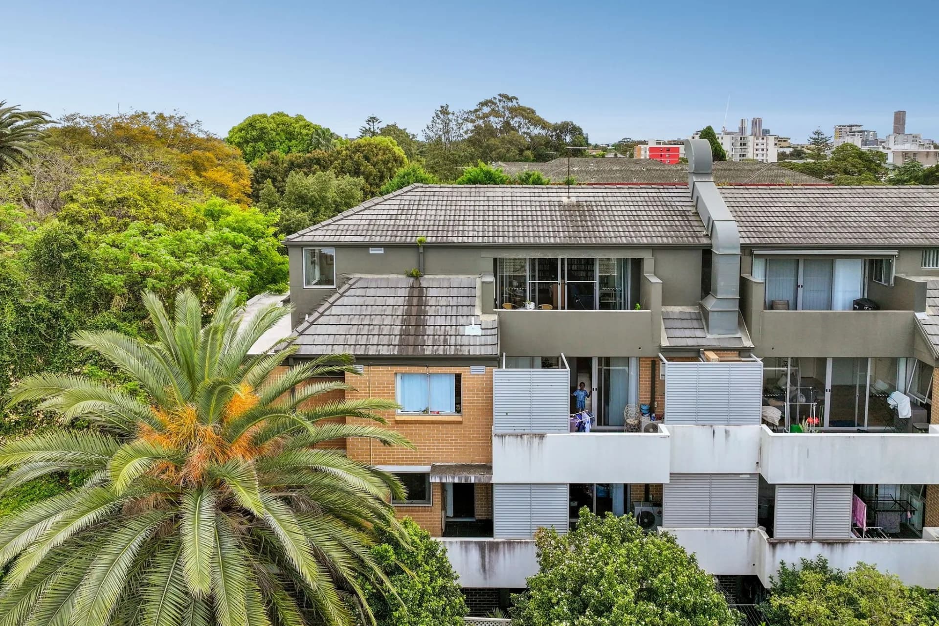 14/2 Burlington Road, Homebush - Image 1