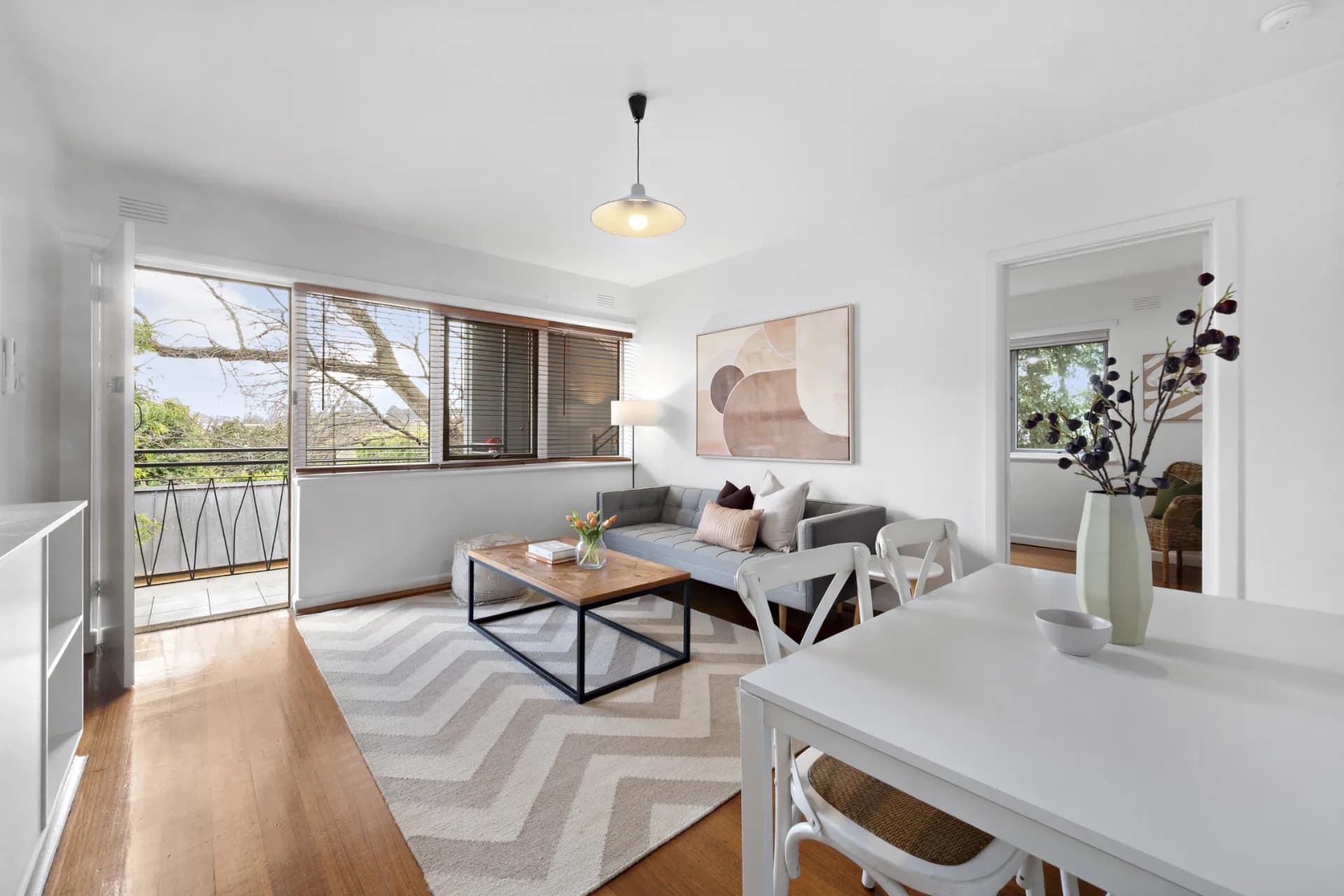 16/36 Cromwell Road, South Yarra., South Yarra - Thumbnail 2