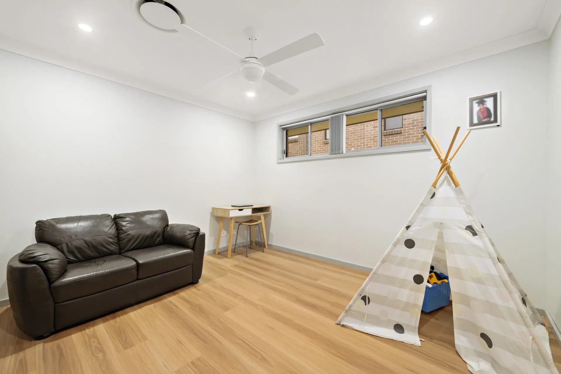 18 Arbour Avenue, Fletcher., Fletcher - Thumbnail 2