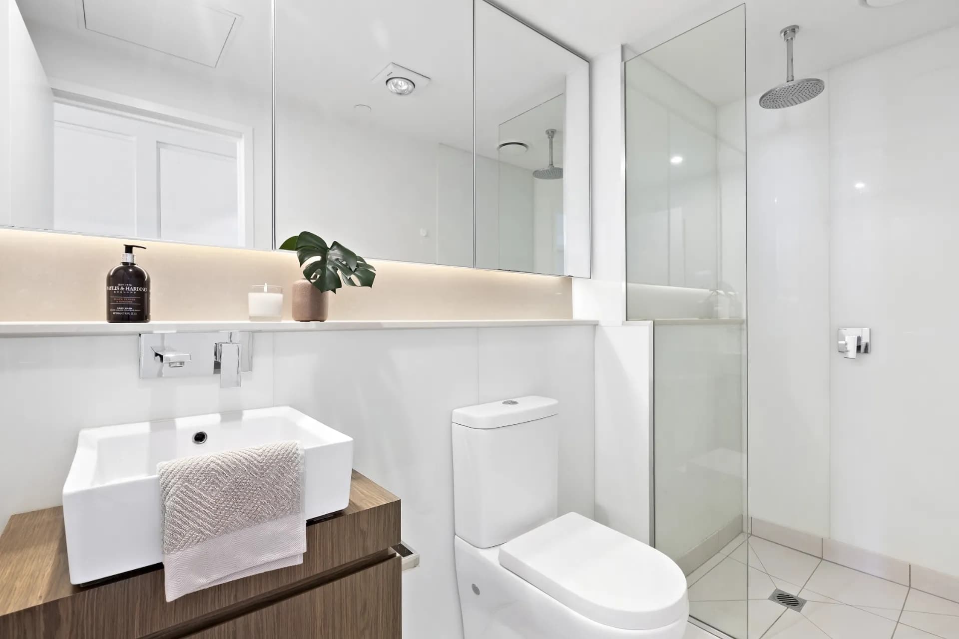 1302/2 Claremont Street, South Yarra., South Yarra - Thumbnail 7