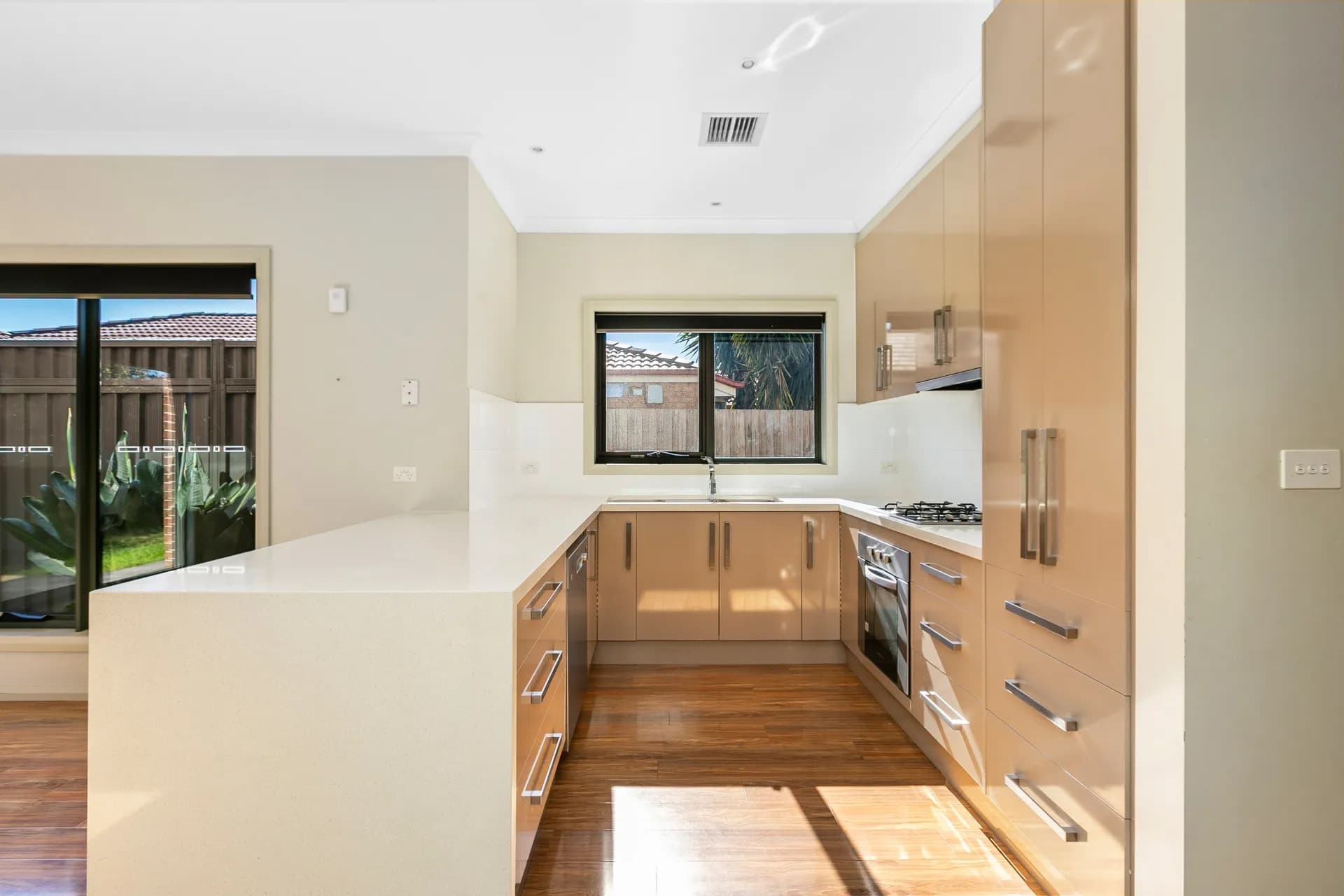 1/210 Merton Street, Altona Meadows - Thumbnail 3