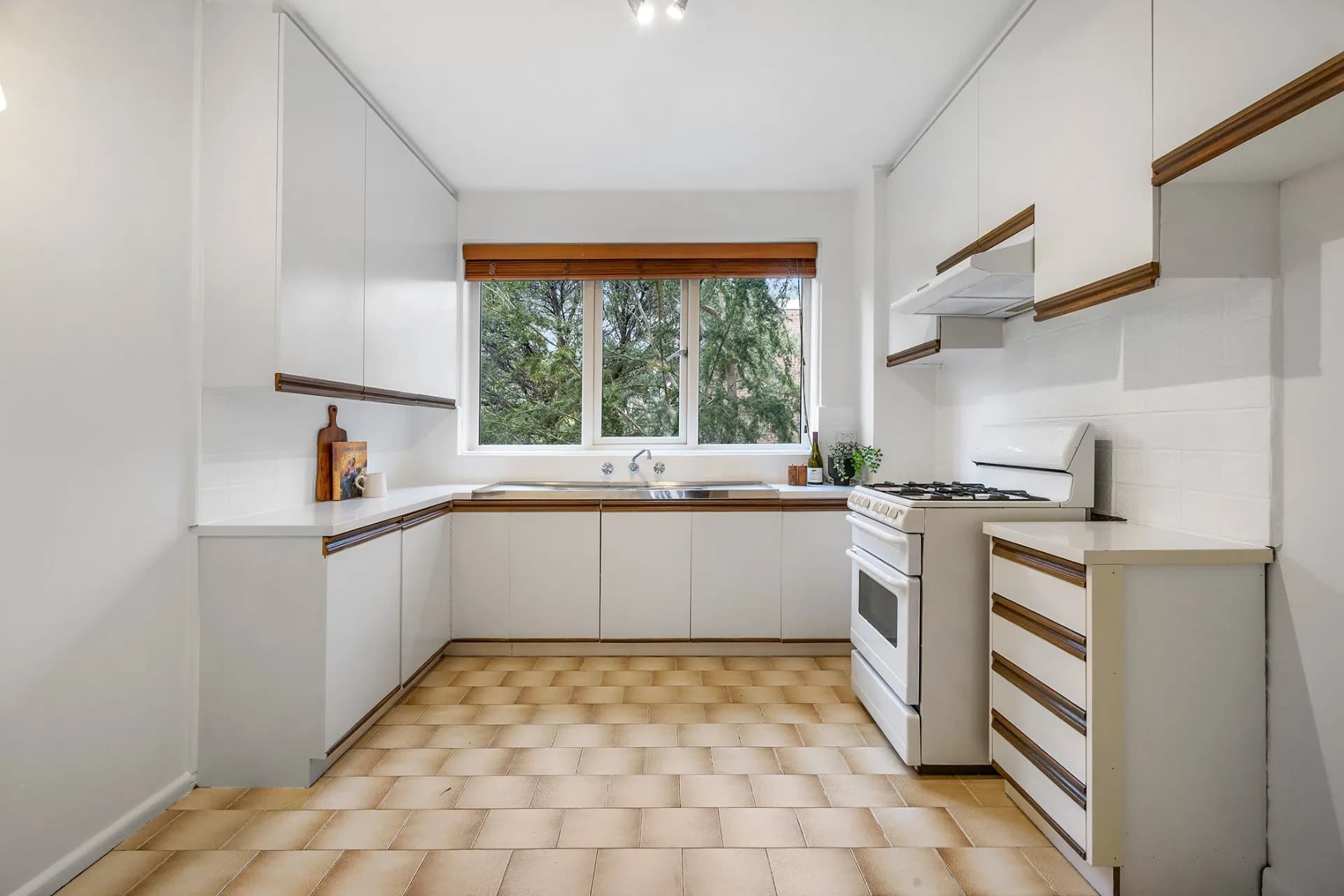 14/66 Alma Road, St Kilda., St Kilda - Thumbnail 2