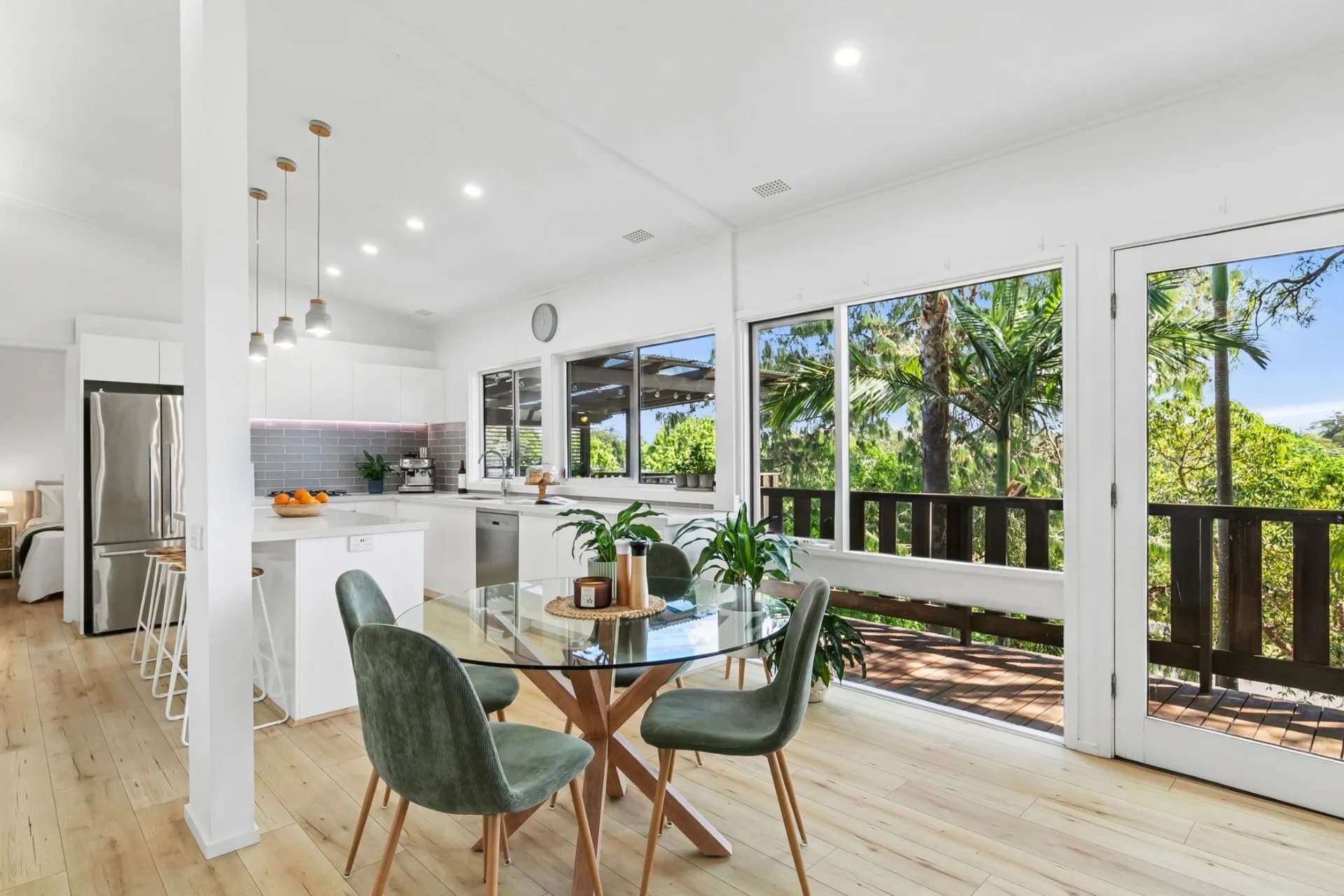 1 Greystones Road, Killarney Heights - Thumbnail 3