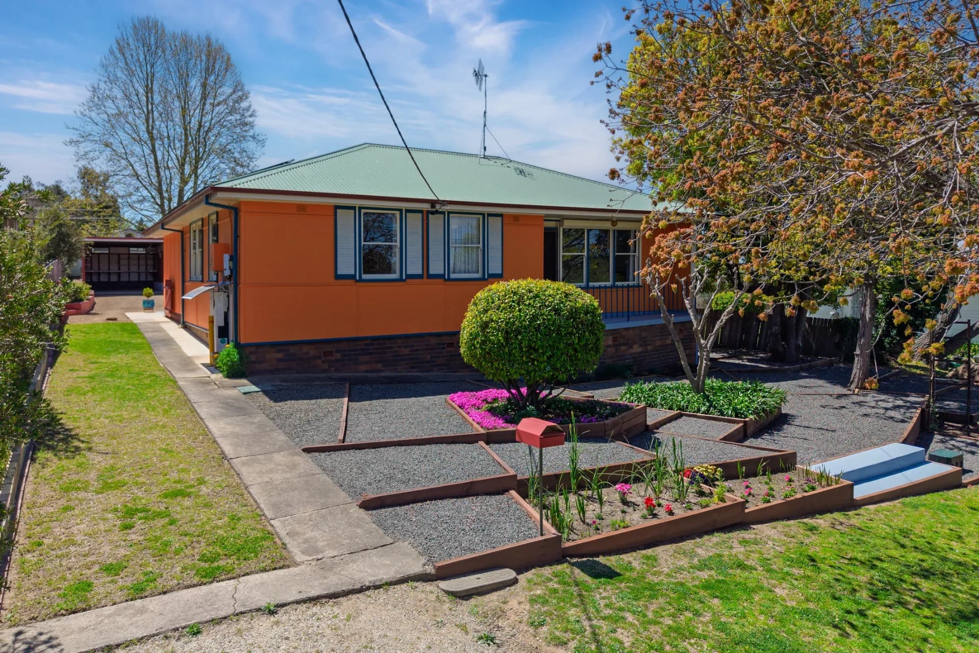 1 Mclean Avenue, Armidale., Armidale - Image 1