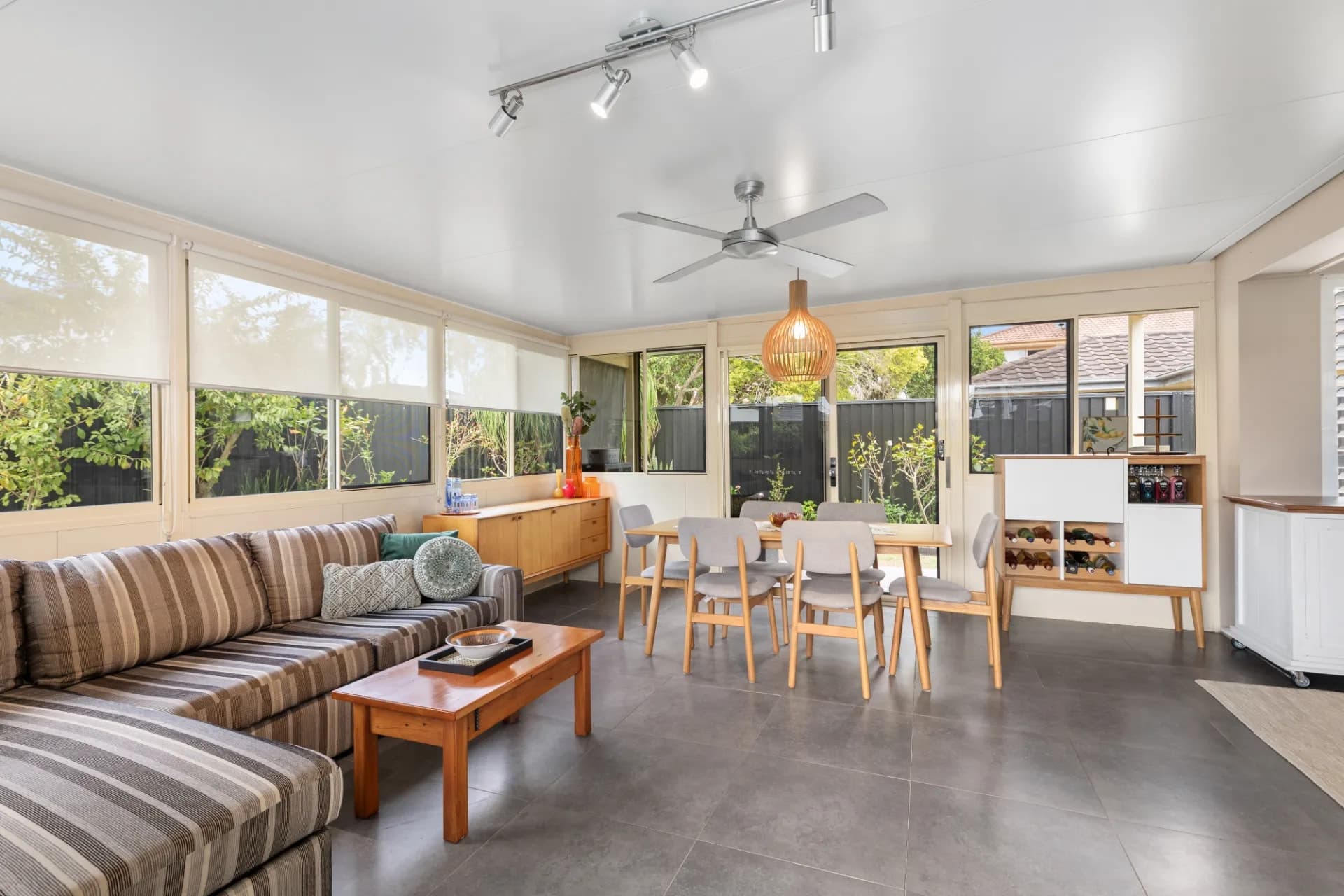 4 Hialeah Crescent, Helensvale, Helensvale - Thumbnail 7