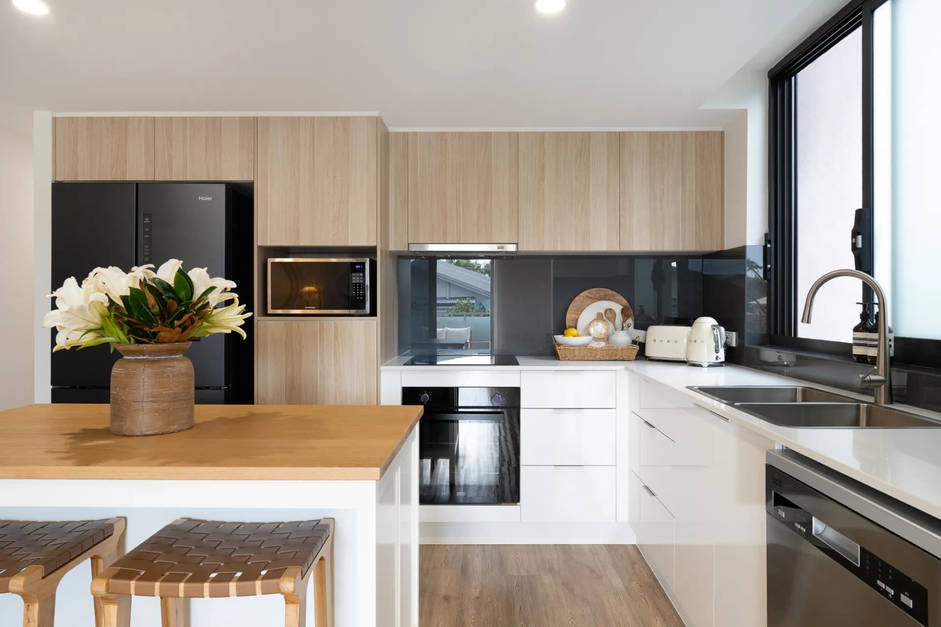 12/14 Alfred Street, Woody Point., Woody Point - Thumbnail 5