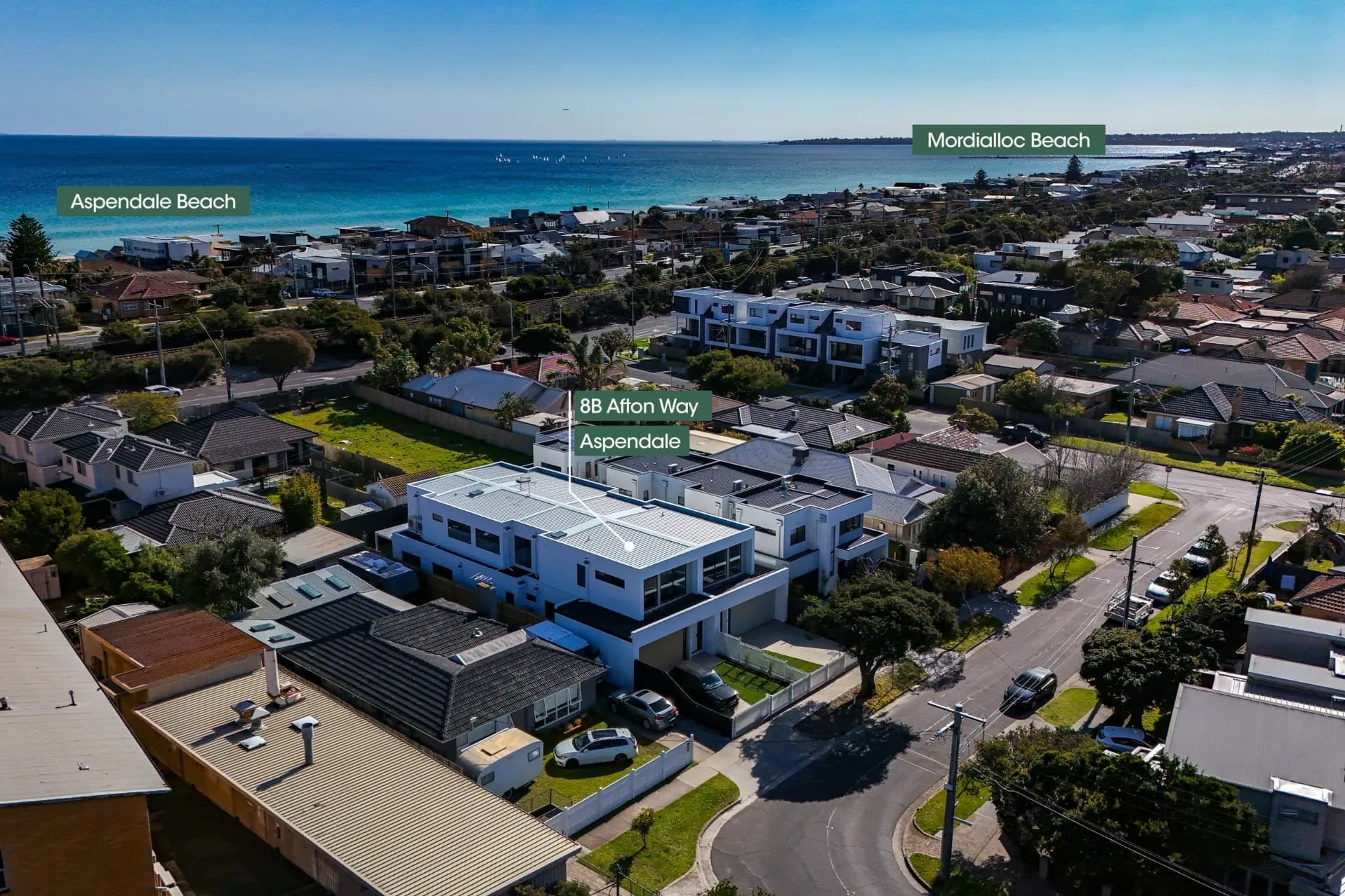 8B Afton Way, Aspendale., Aspendale - Thumbnail 2