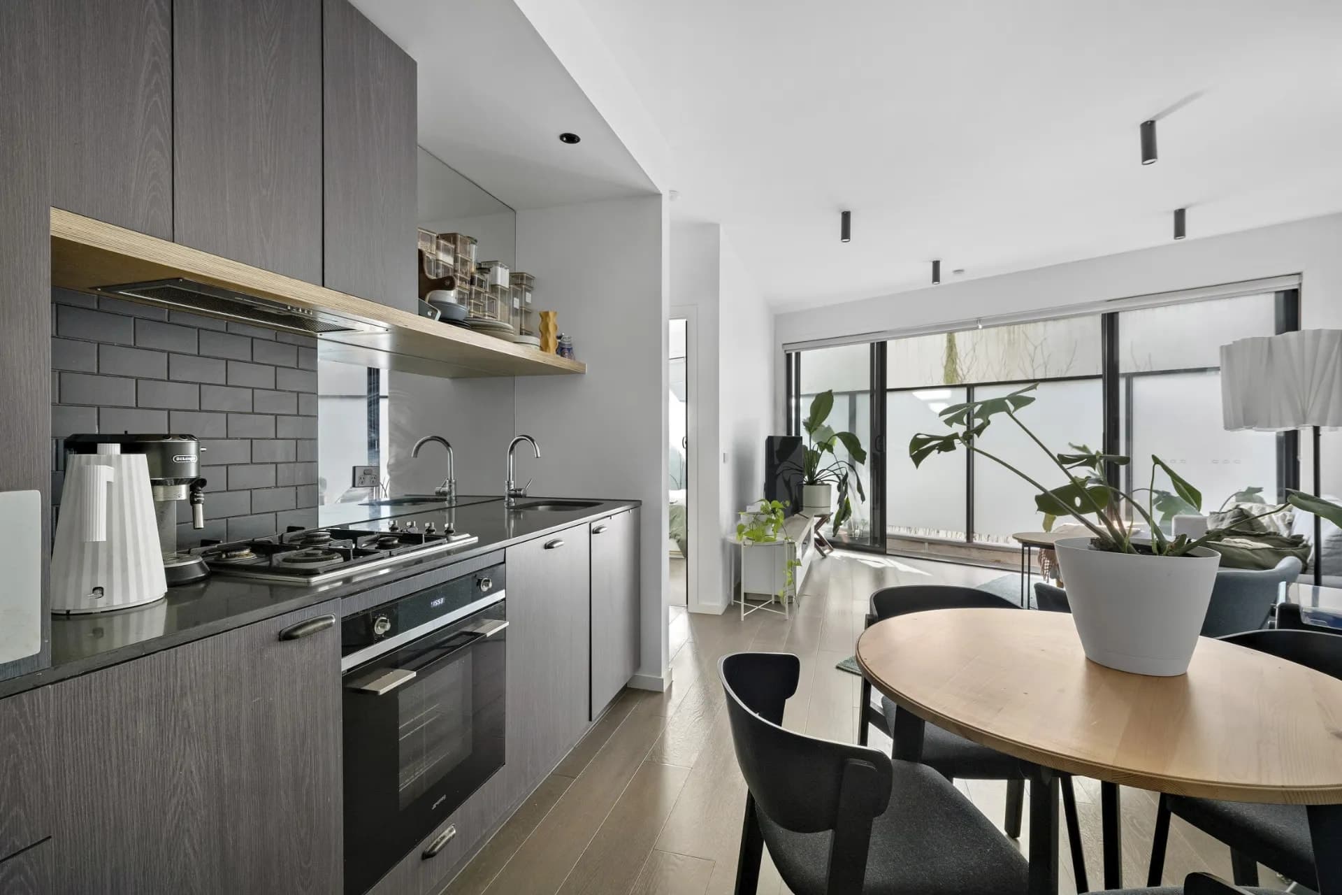 209/58 Queens Parade, Fitzroy North., Fitzroy North - Thumbnail 2