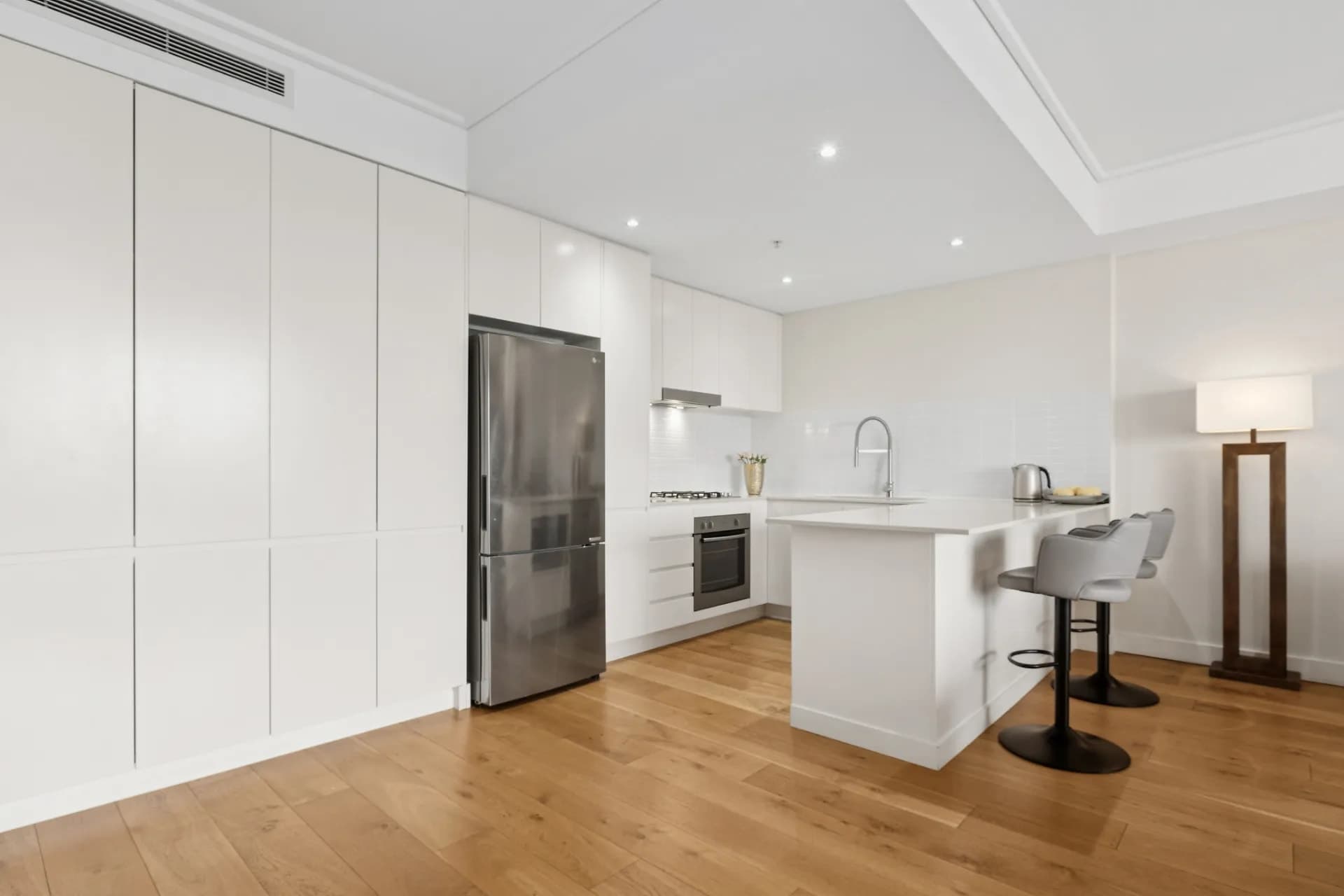 503/79-87 Princes Highway, Kogarah - Thumbnail 4