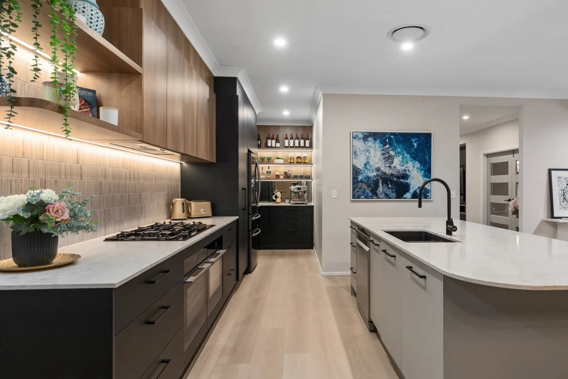 106 Monterey Keys Drive, Helensvale, Helensvale - Thumbnail 6