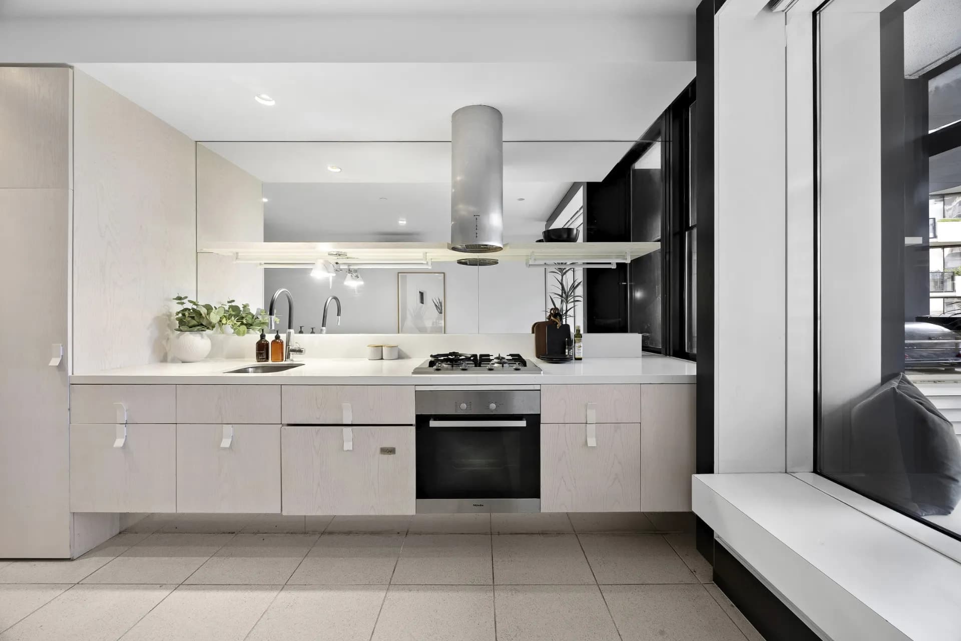 1416/12-14 Claremont Street, South Yarra - Thumbnail 3
