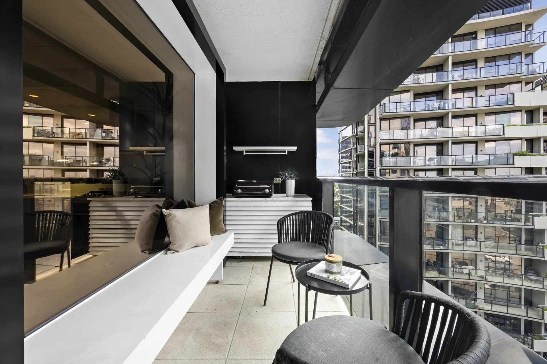 1416/12-14 Claremont Street, South Yarra - Thumbnail 4