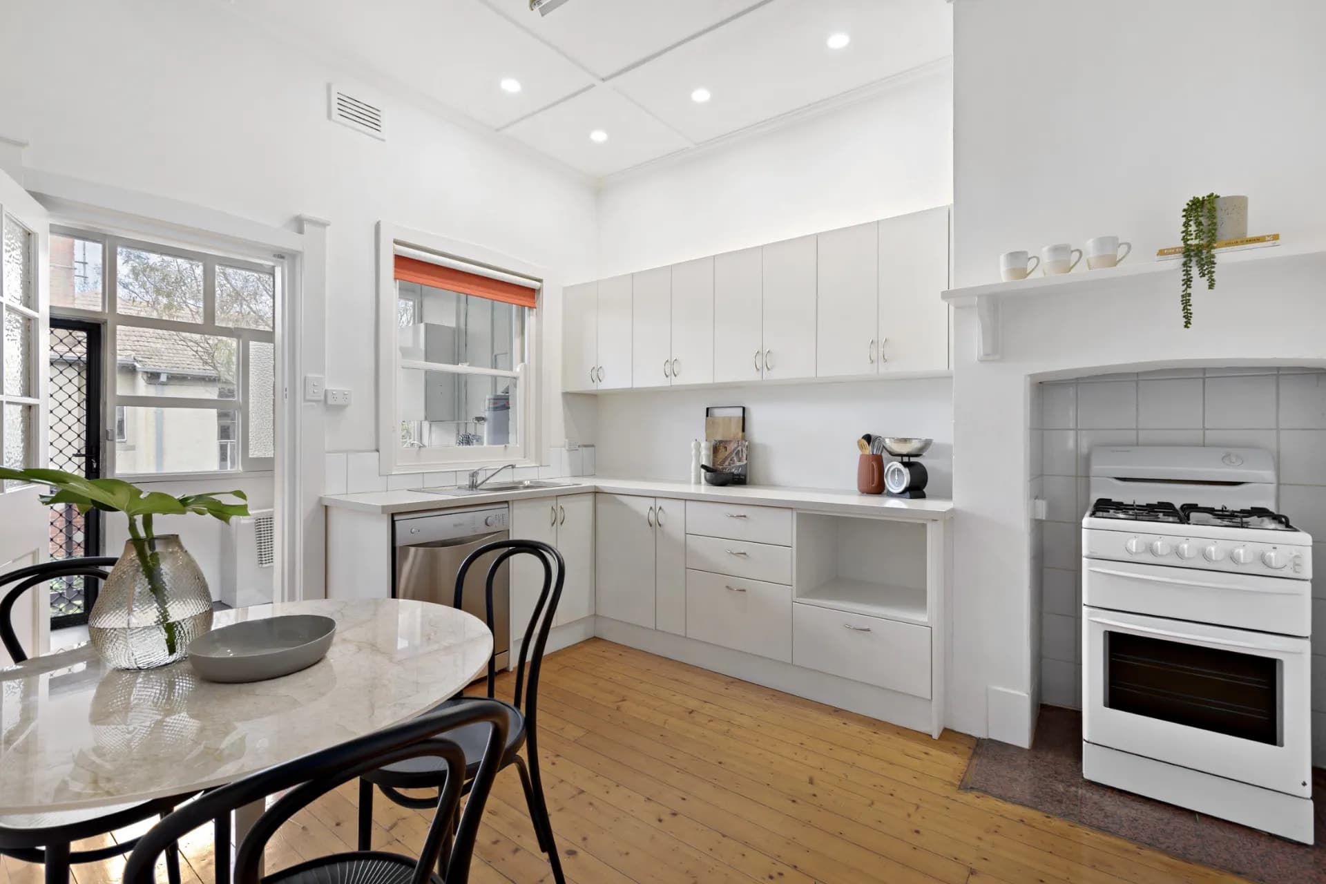 3/7 Byrne Avenue, Elwood - Thumbnail 4