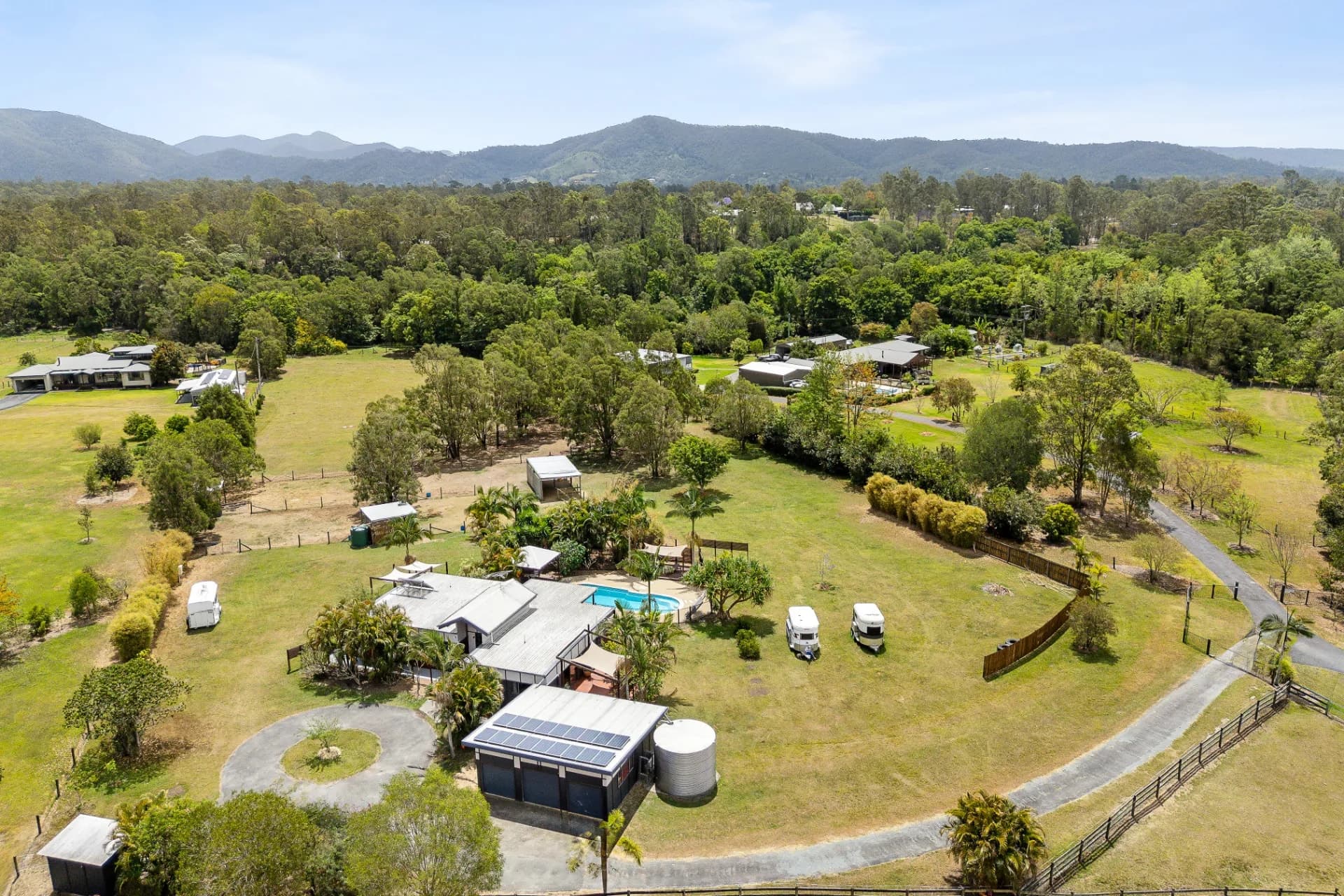 14 Davison Road, Camp Mountain., Camp Mountain - Image 1