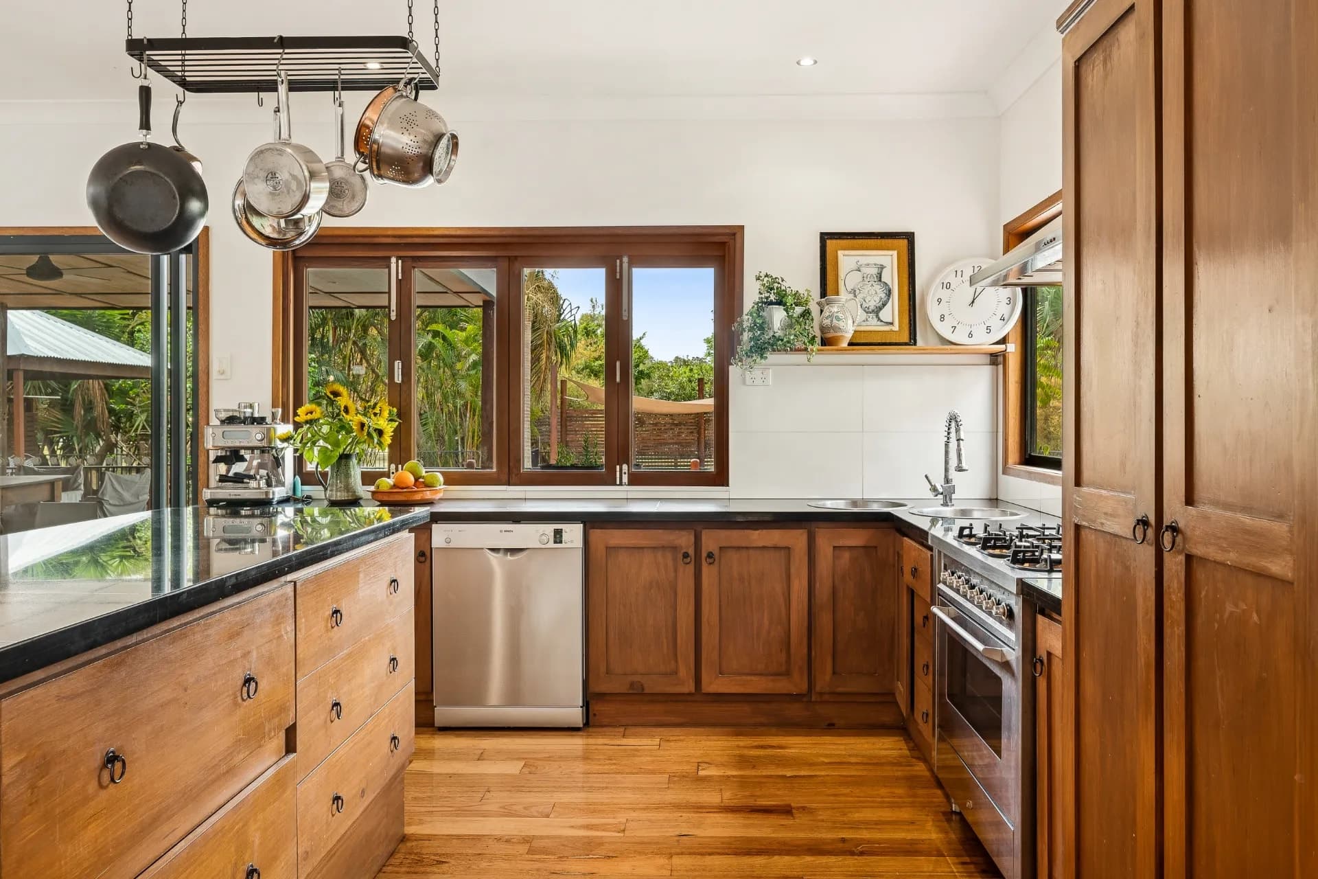 14 Davison Road, Camp Mountain., Camp Mountain - Thumbnail 4