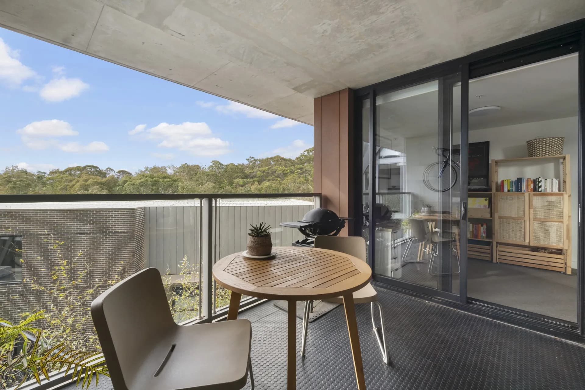 302/12 Trenerry Crescent, Abbotsford., Abbotsford - Thumbnail 3