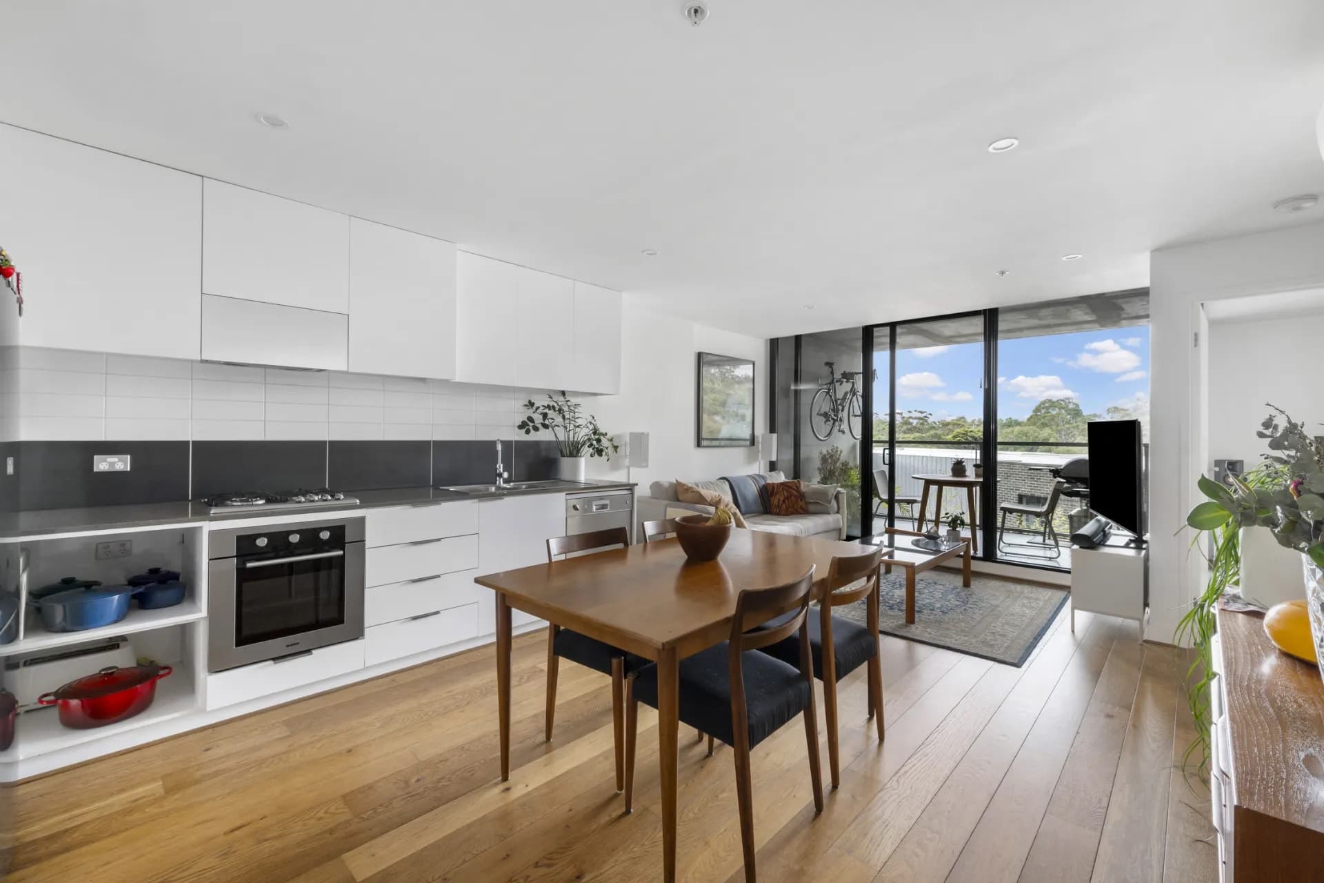 302/12 Trenerry Crescent, Abbotsford., Abbotsford - Thumbnail 4