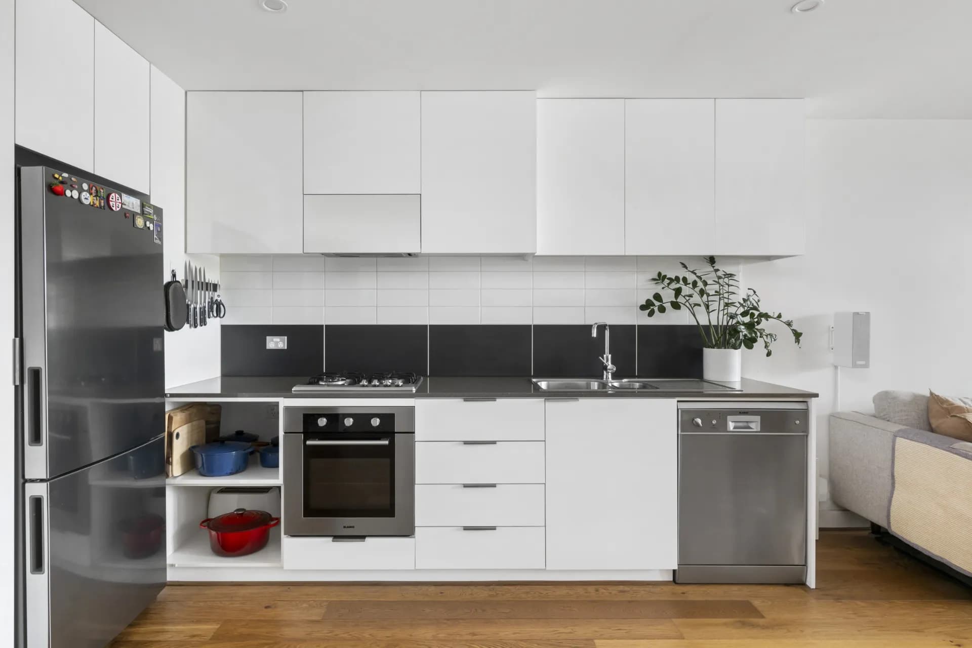 302/12 Trenerry Crescent, Abbotsford., Abbotsford - Thumbnail 5