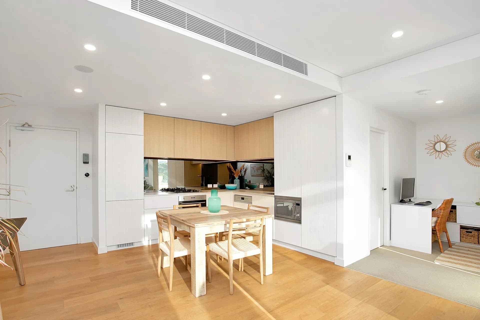 28/1 Walsh Street, North Narrabeen., North Narrabeen - Thumbnail 2