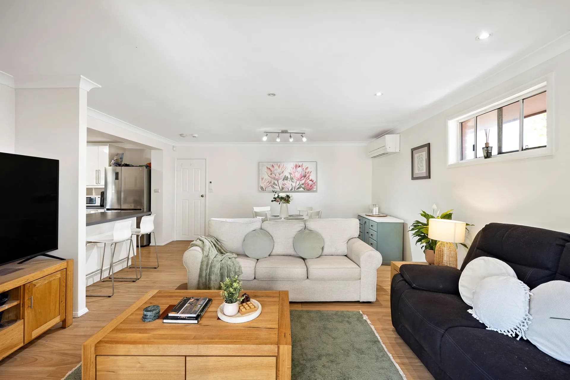 5 Woodberry Road, Winston Hills - Thumbnail 2