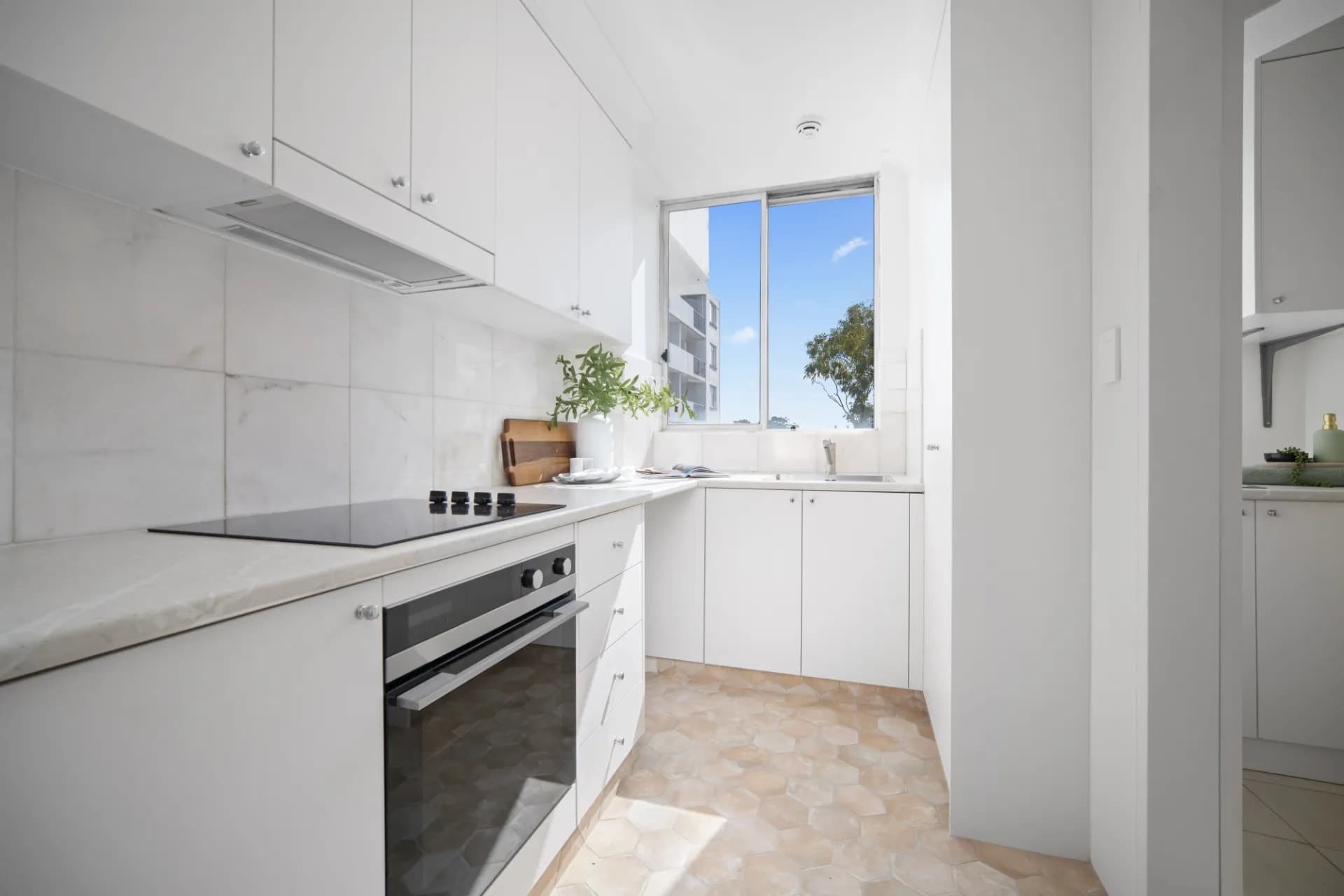 24/2a Forsyth Street, Glebe., Glebe - Thumbnail 4