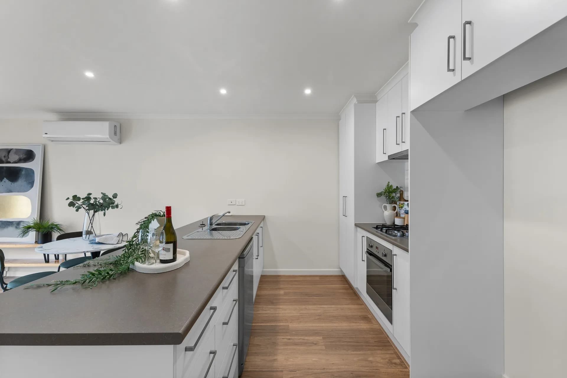 1D Nicholas Court, Hastings., Hastings - Thumbnail 5